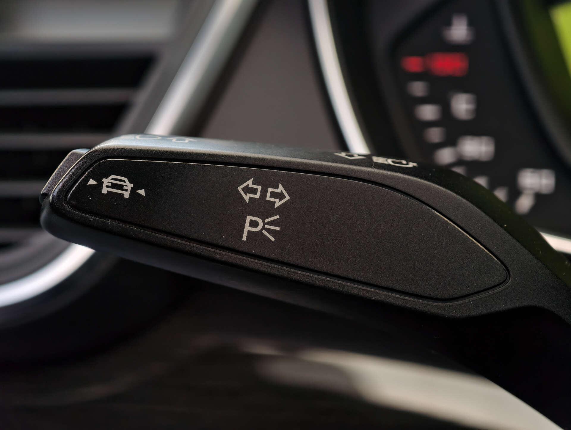 Audi SQ5 view 40
