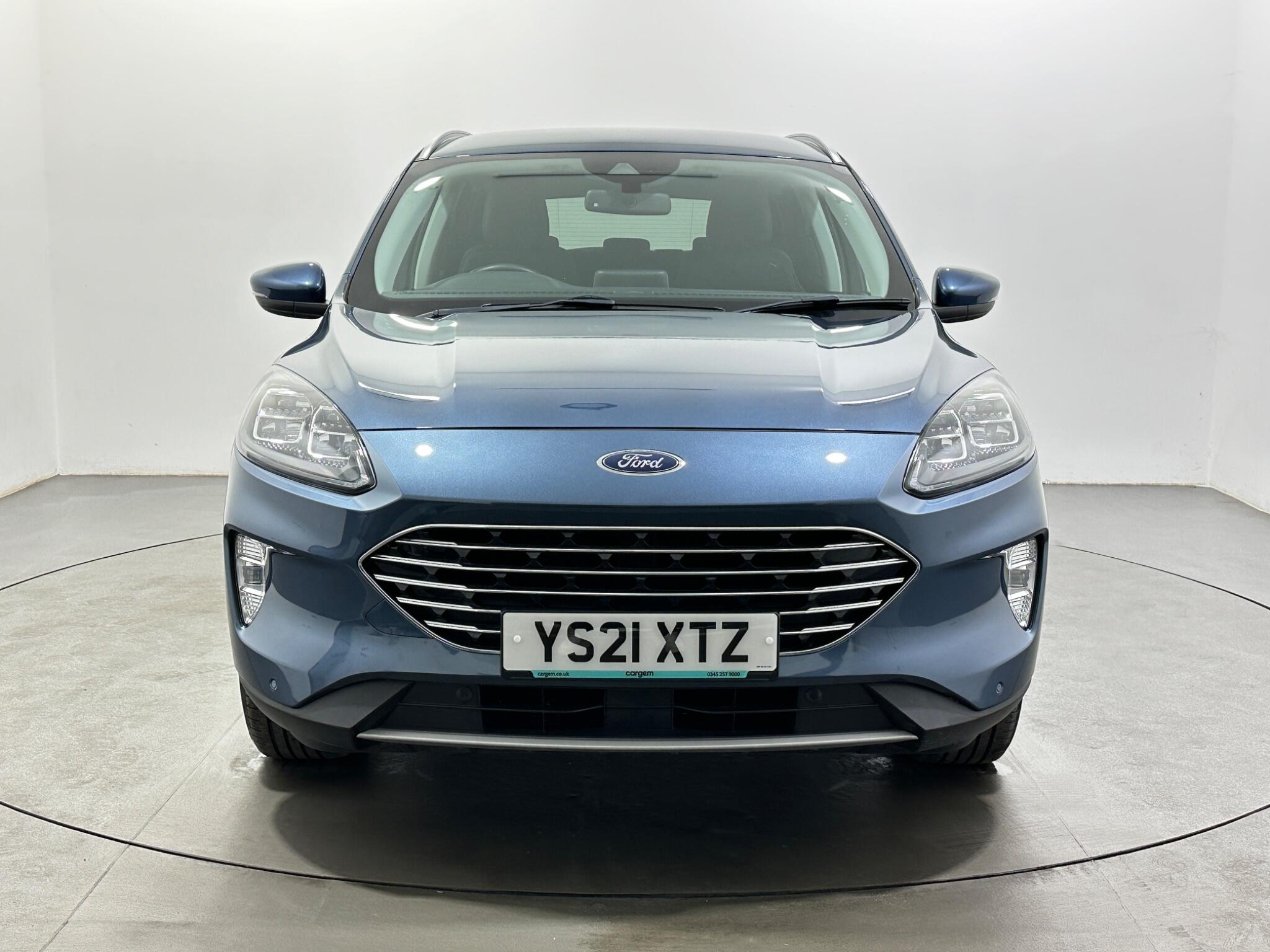 Ford Kuga view 3