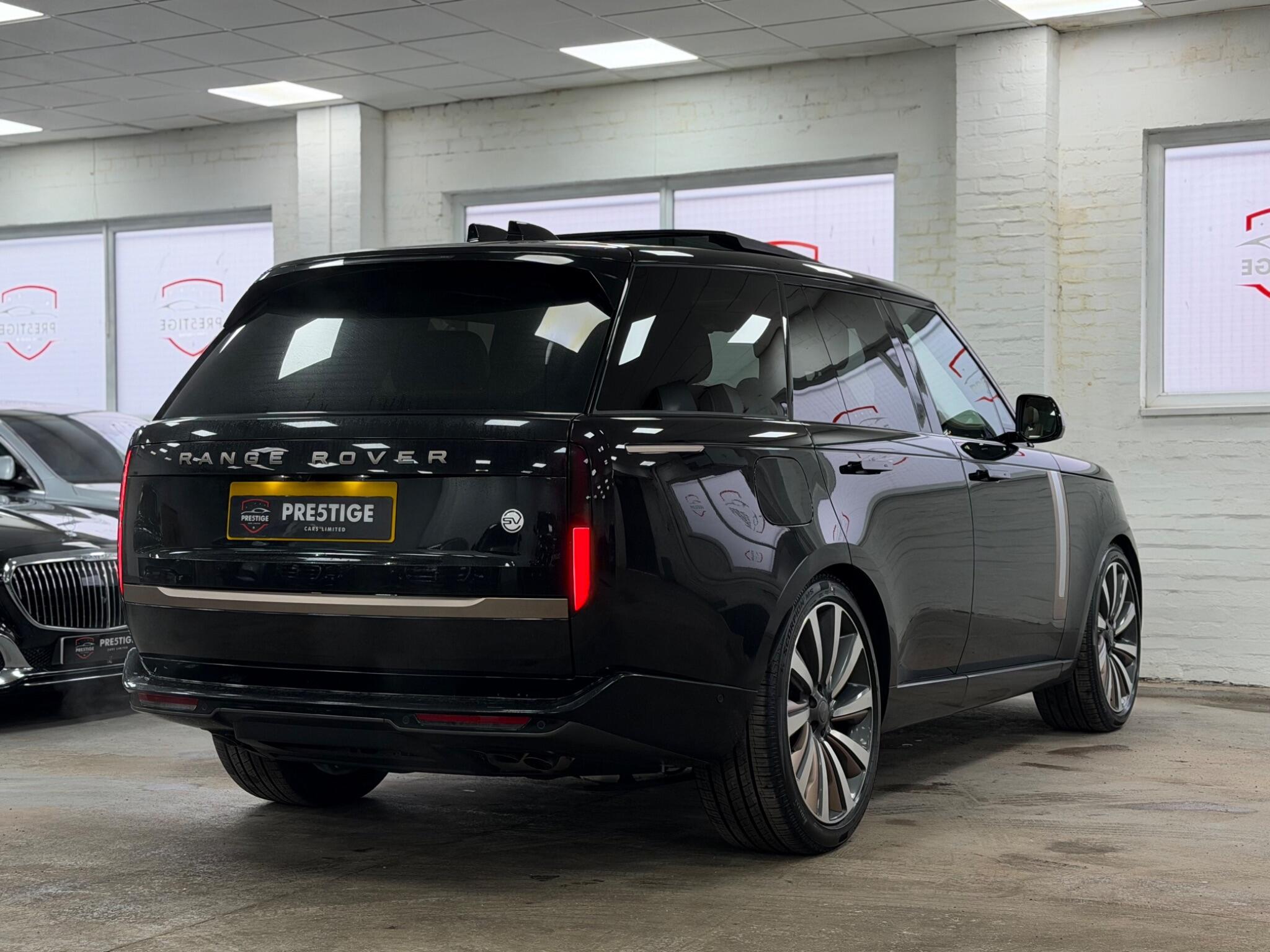 Land Rover Range Rover view 7
