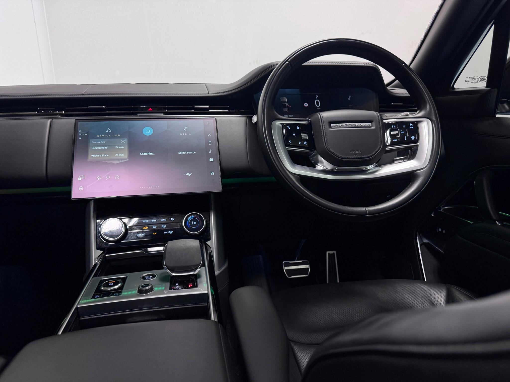 Land Rover Range Rover view 41