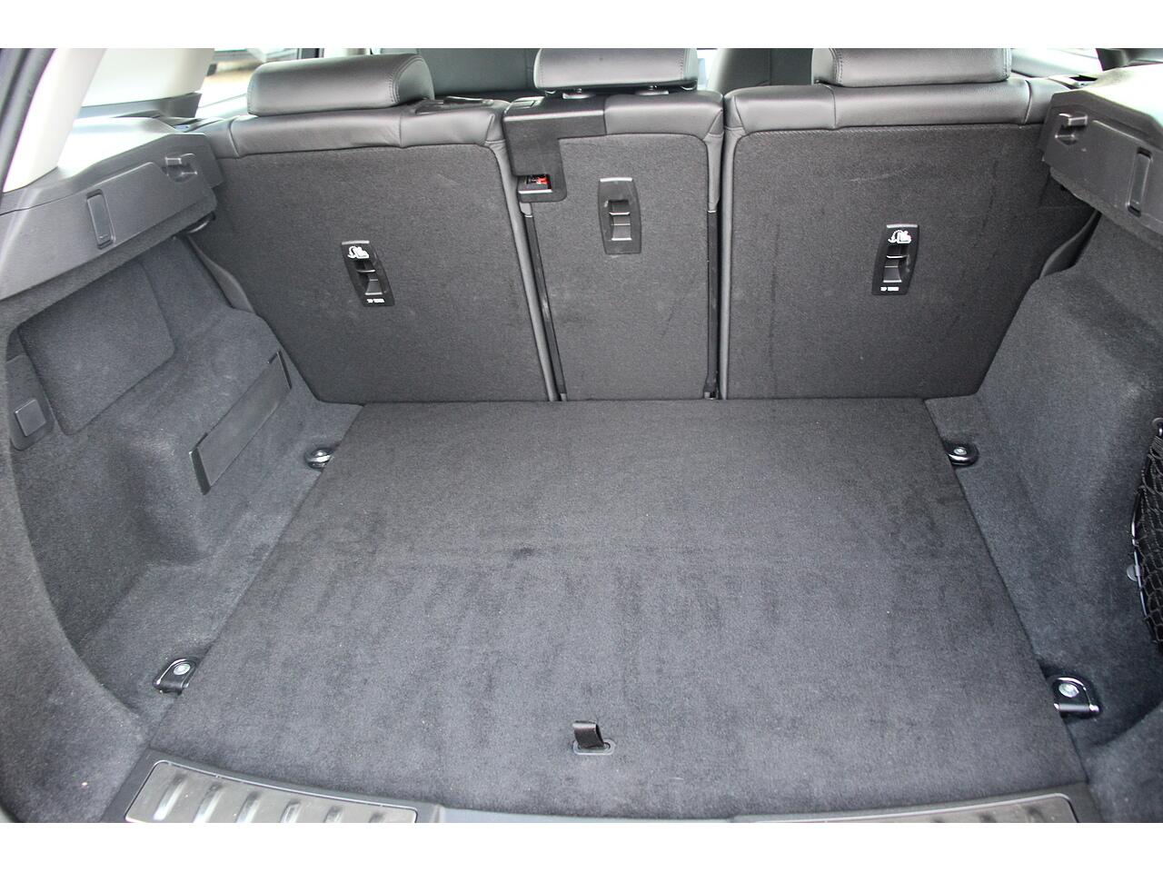 Land Rover Range Rover Evoque view 37