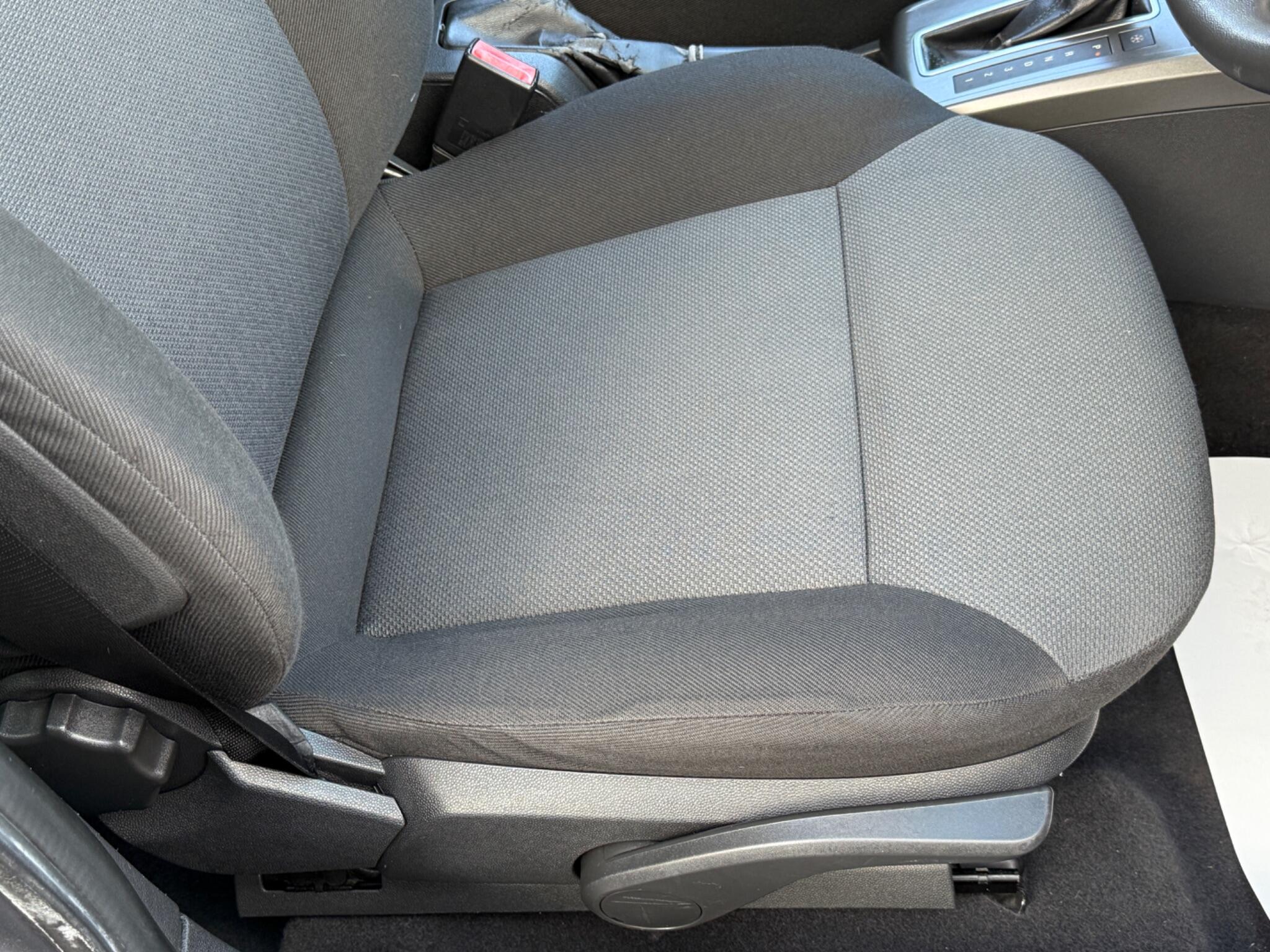 Vauxhall Astra - Image 32
