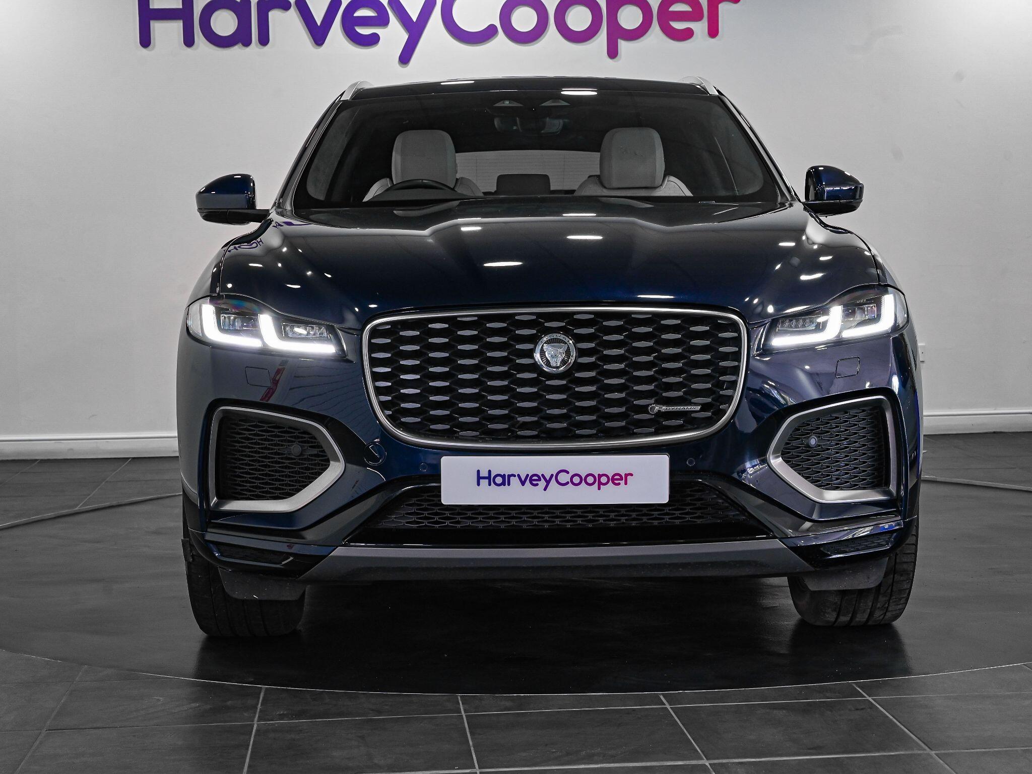 Jaguar F-Pace view 22