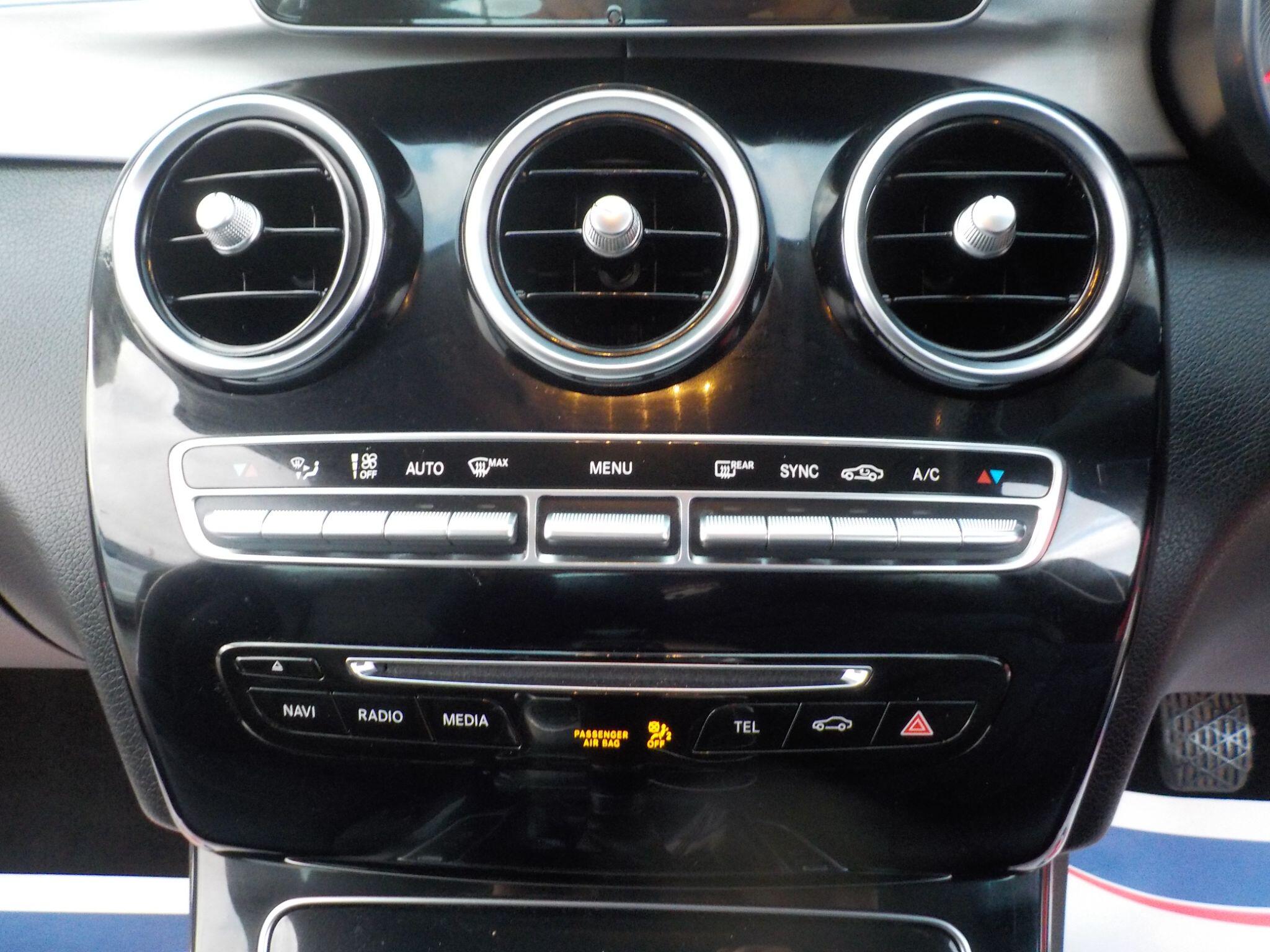 Mercedes-Benz C Class 2.0 C200 Sport Euro 6 (s/s) 4dr