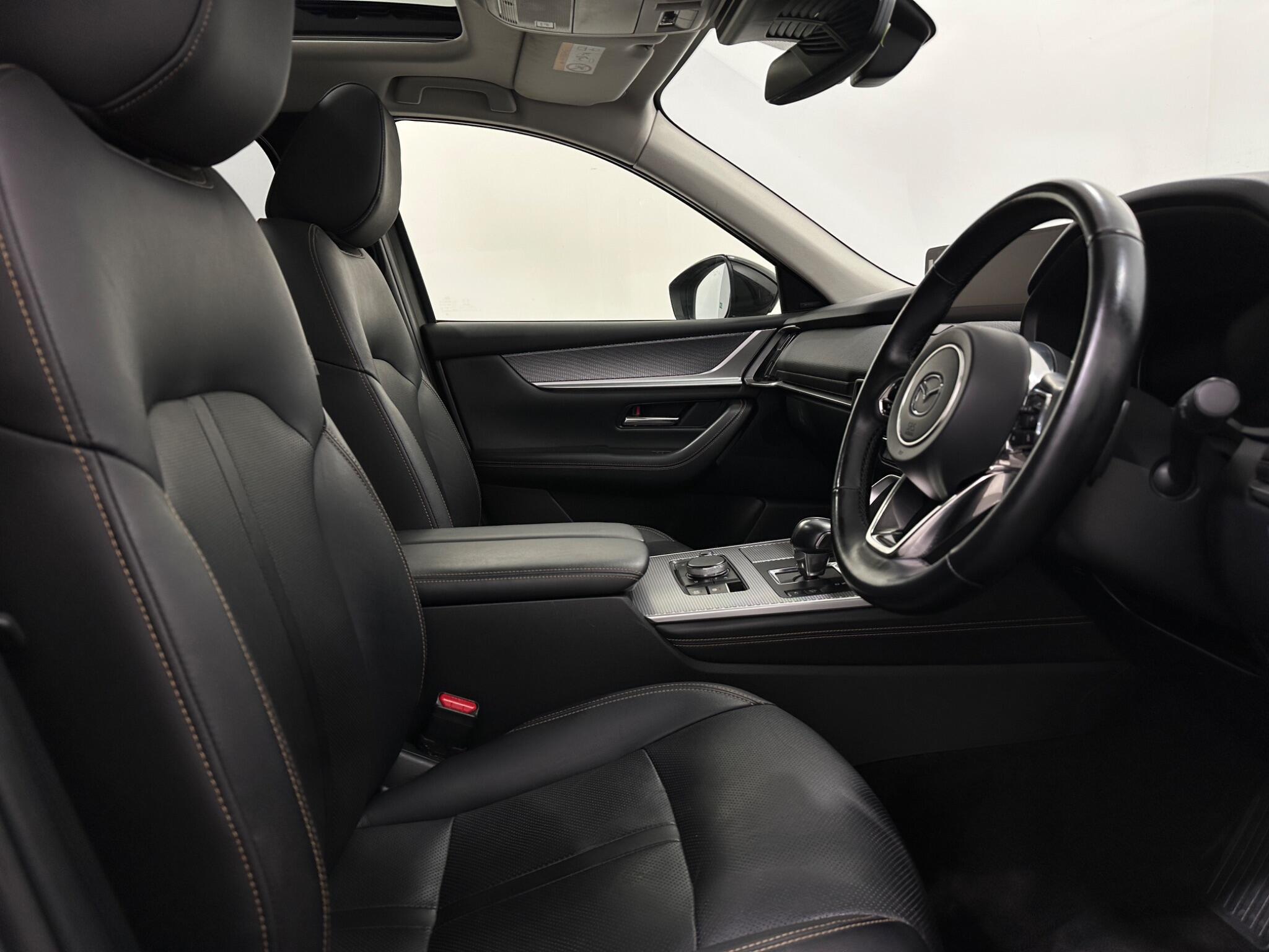 Mazda CX-60 view 34