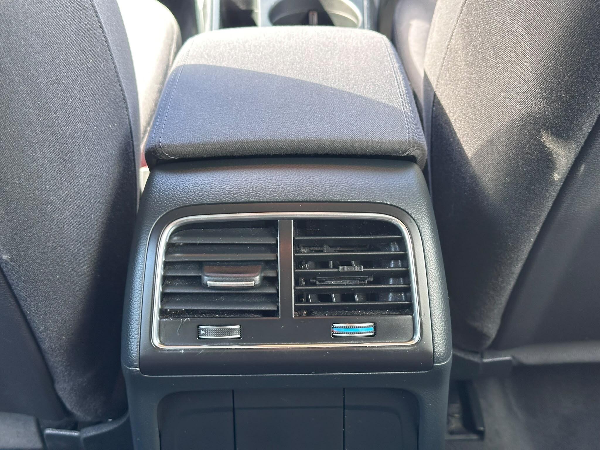 Audi A4 view 40