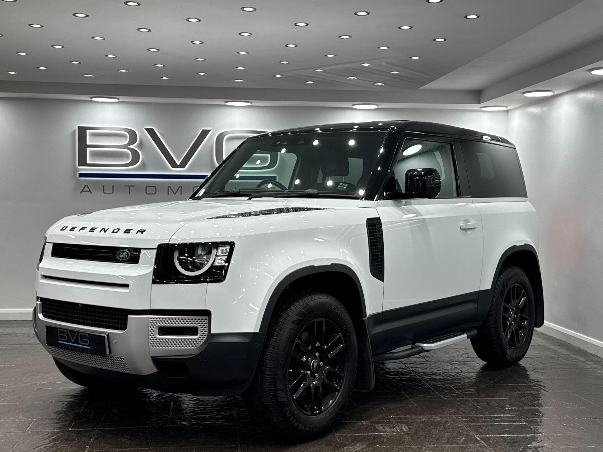 Land Rover Defender view 5