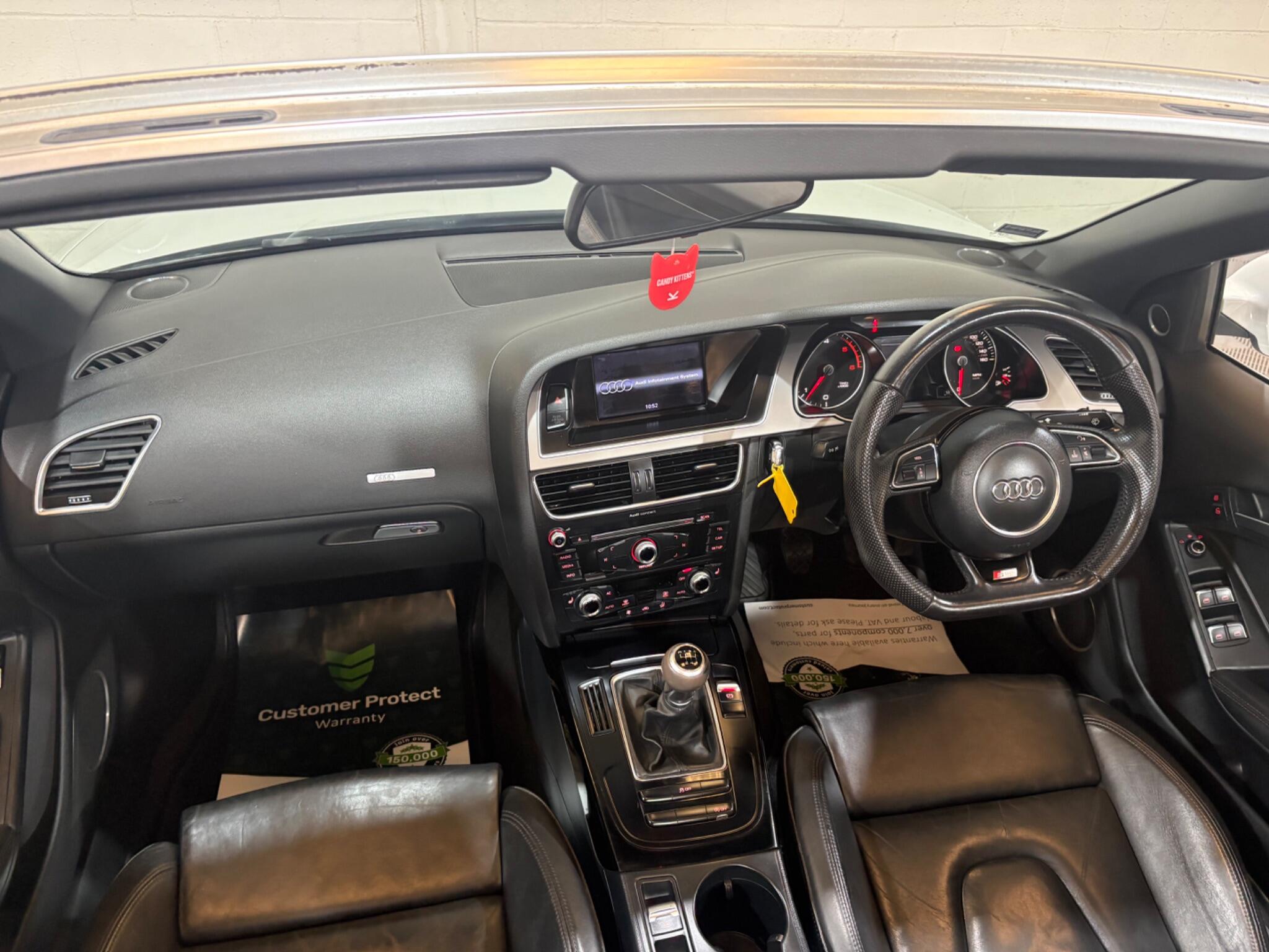 Audi A5 Cabriolet view 19