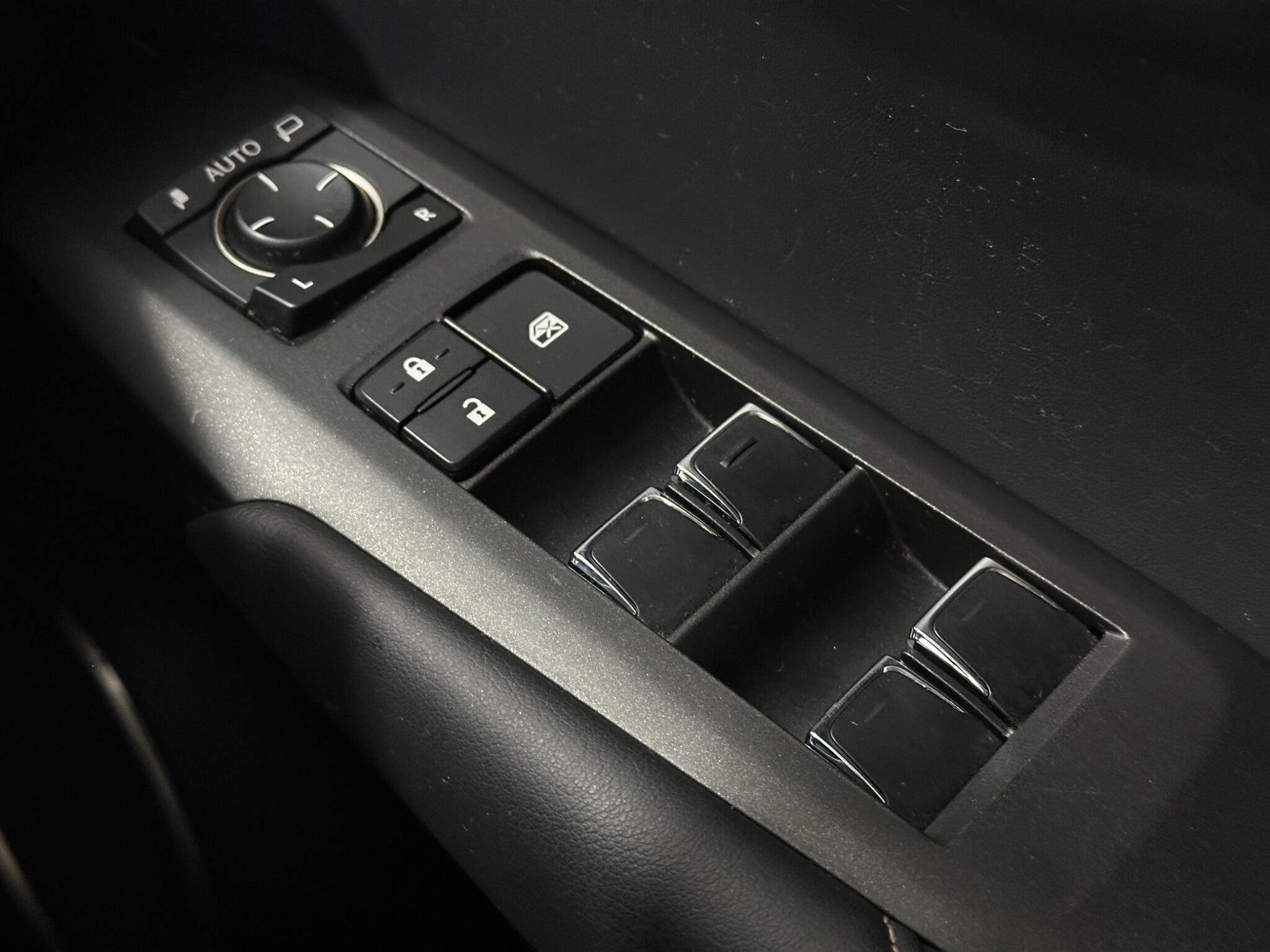 Lexus NX view 19