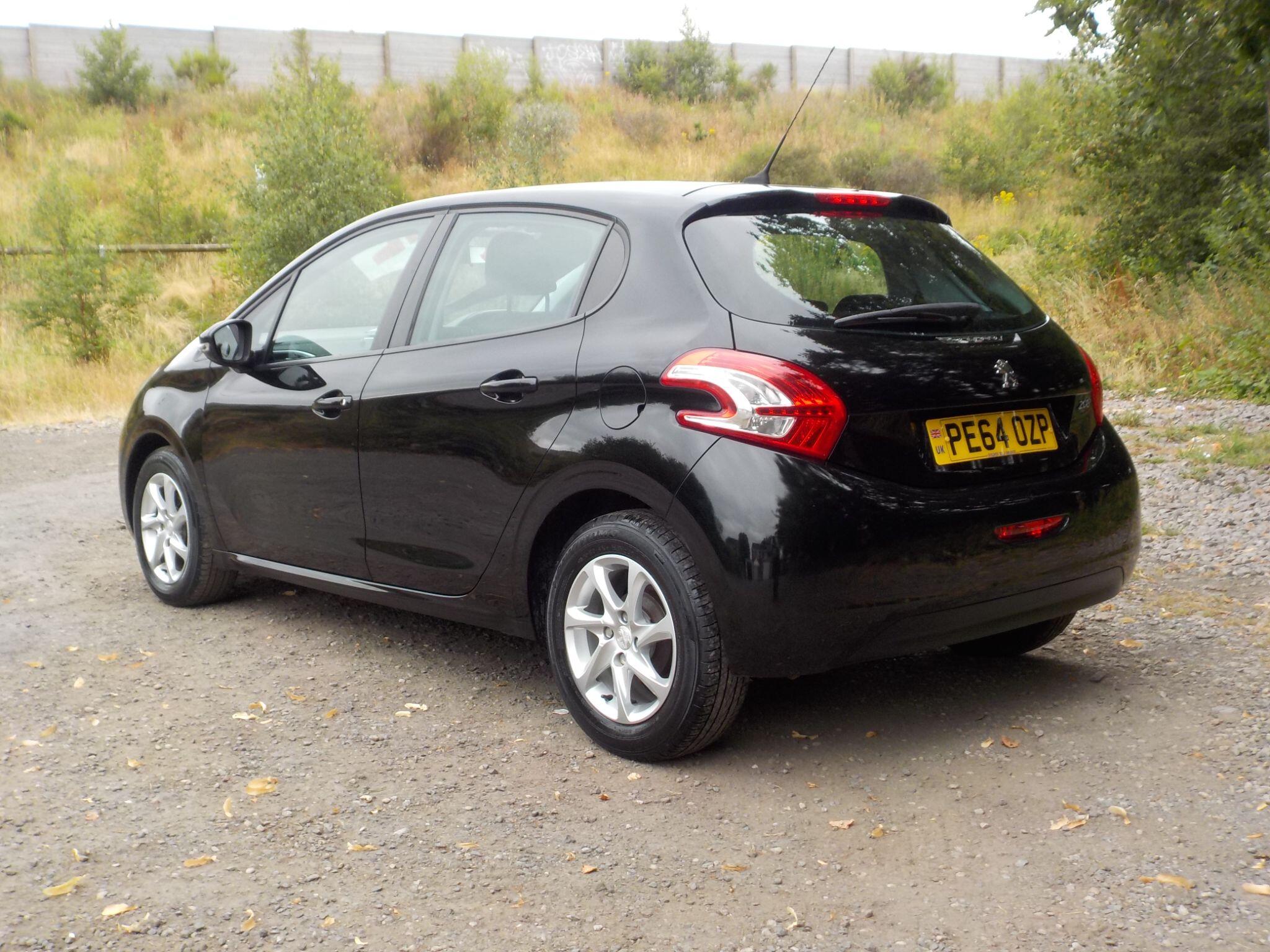 Peugeot 208 1.2 VTi PureTech Active Euro 5 5dr