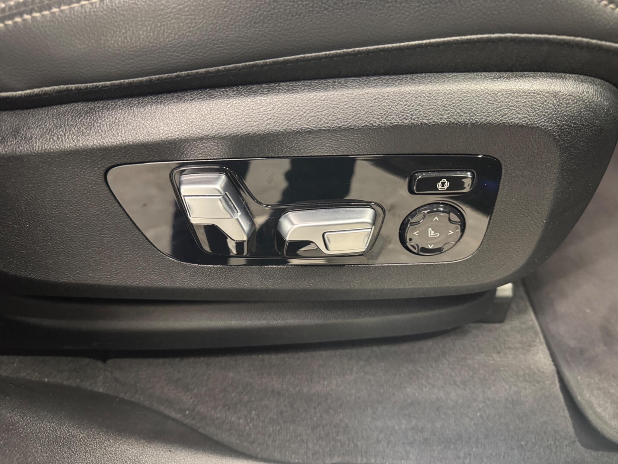 BMW X5 view 29