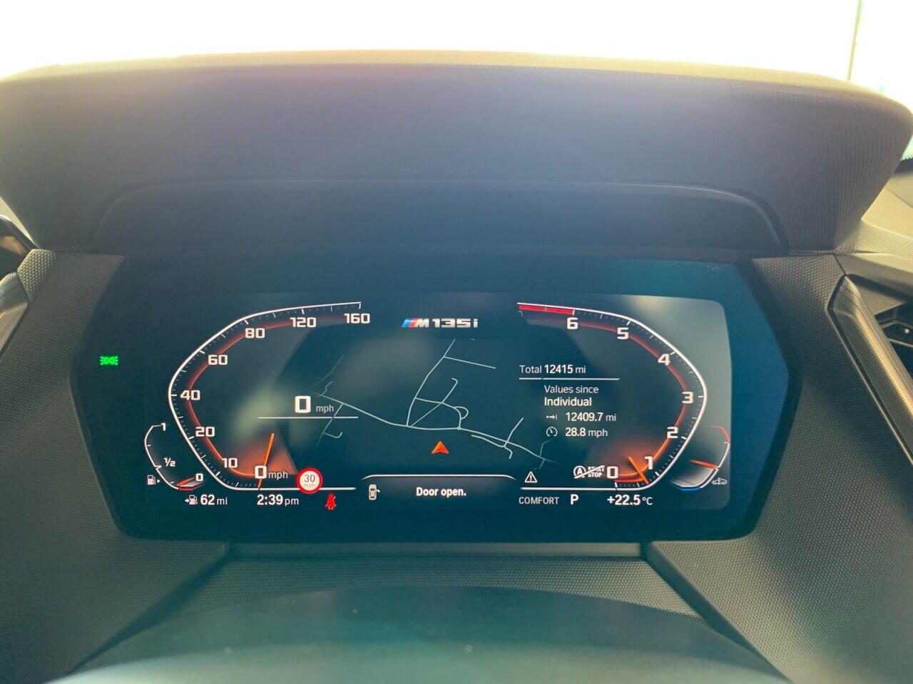 BMW 1 Series view 37