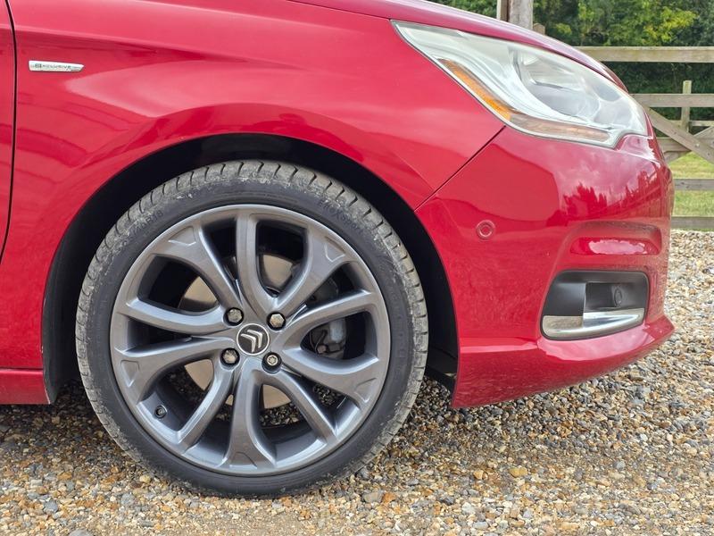 2011 Citroen C4 image 3