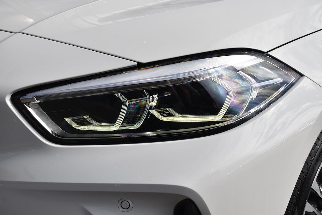 BMW 1 Series view 64