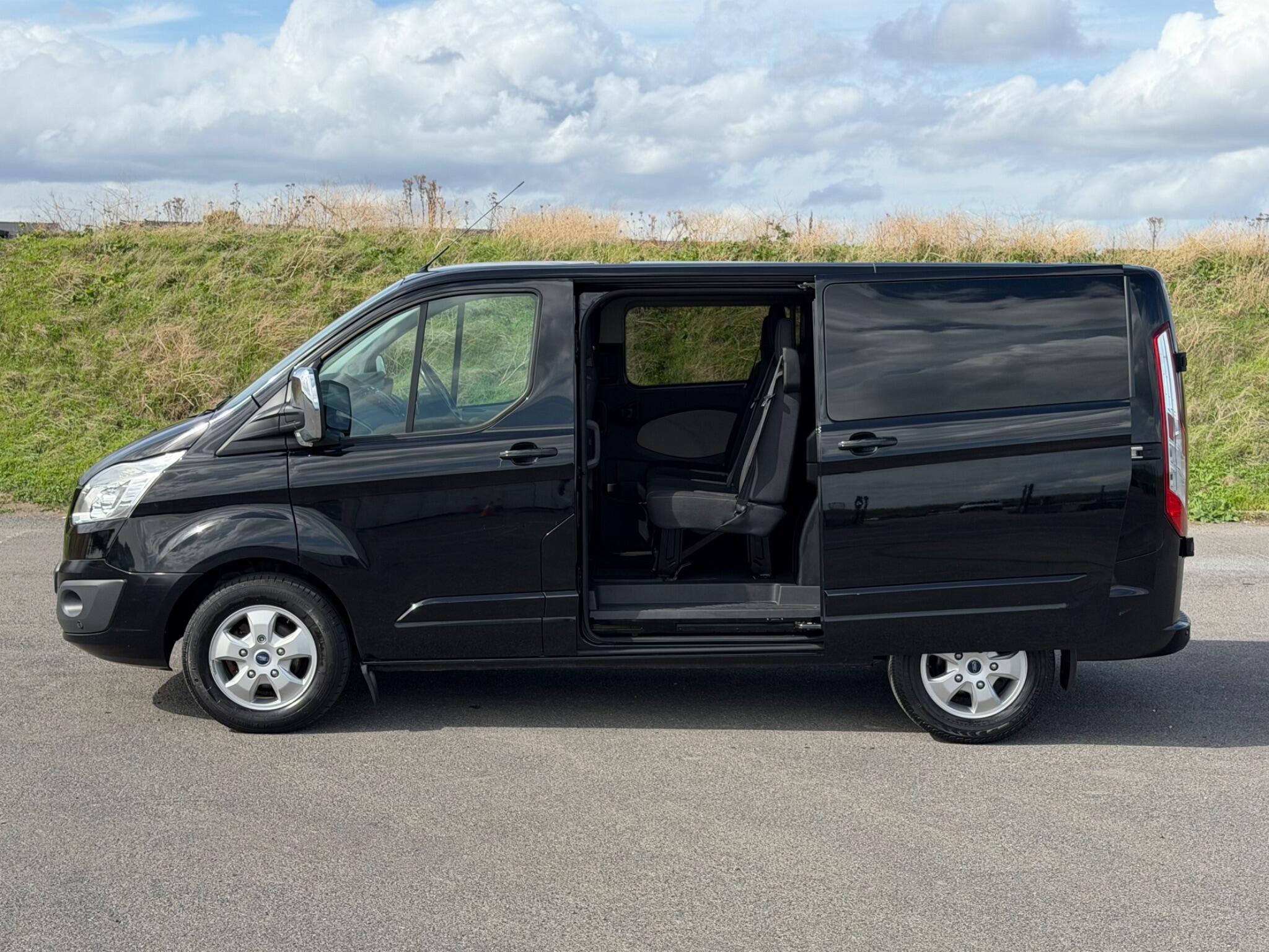 Ford Transit Custom view 45