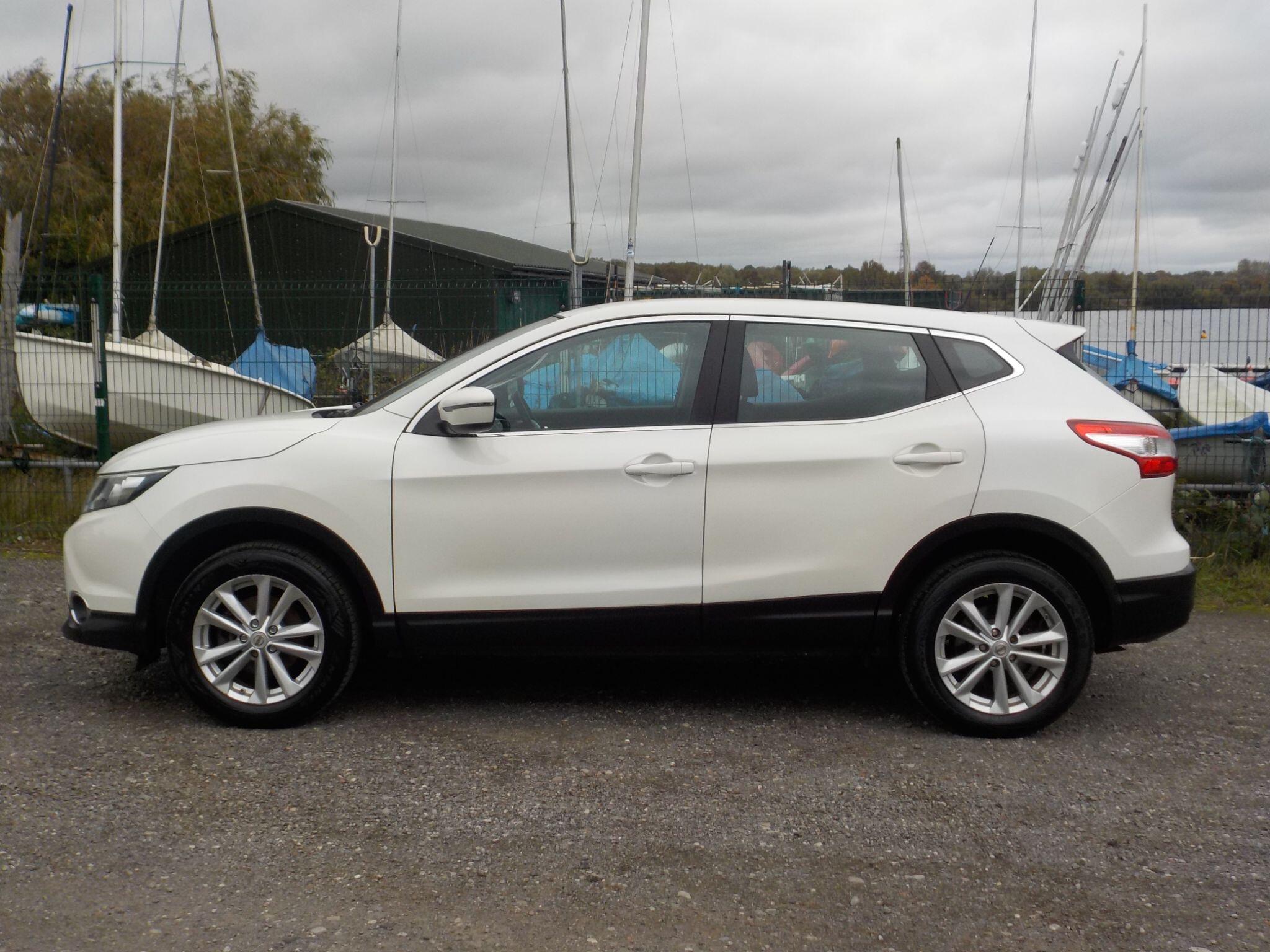 Nissan Qashqai 1.5 dCi Acenta 2WD Euro 5 (s/s) 5dr