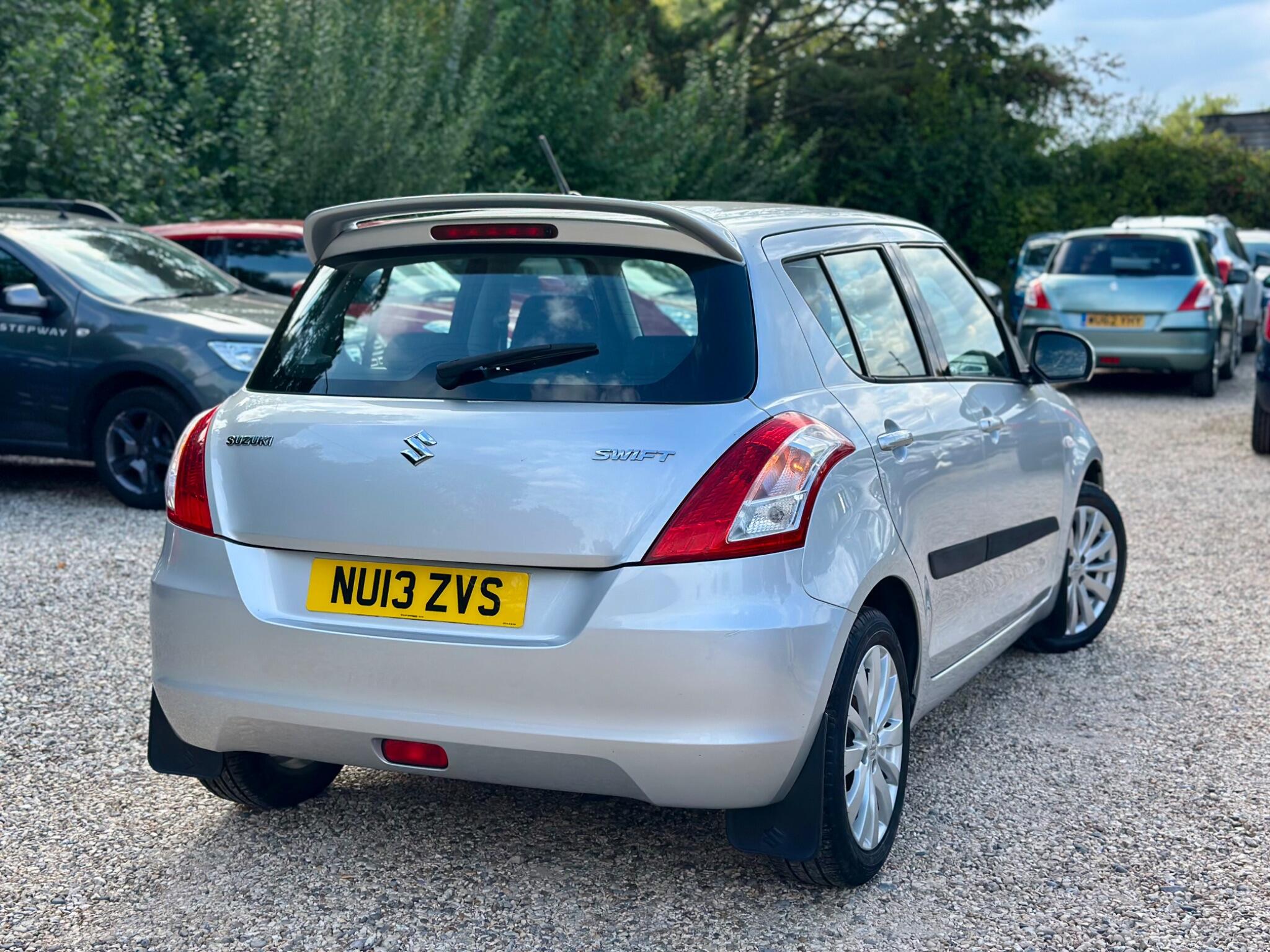 Suzuki Swift view 13
