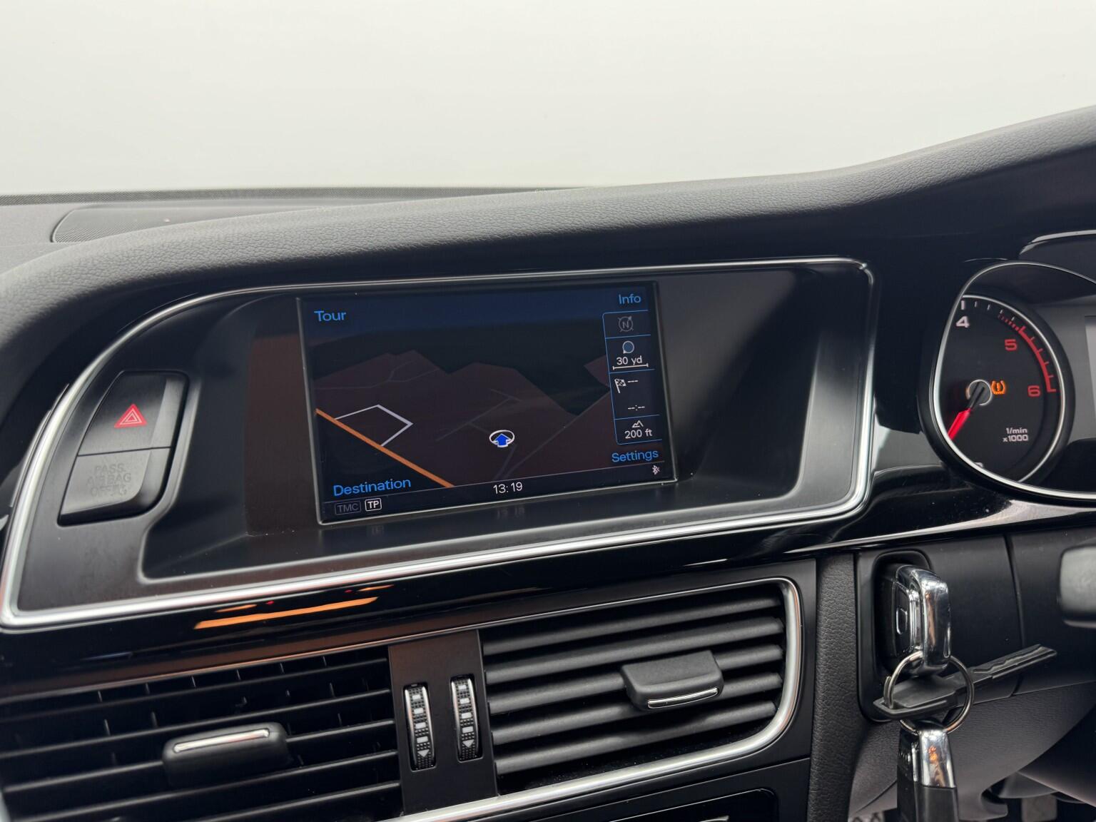 Audi A4 view 23