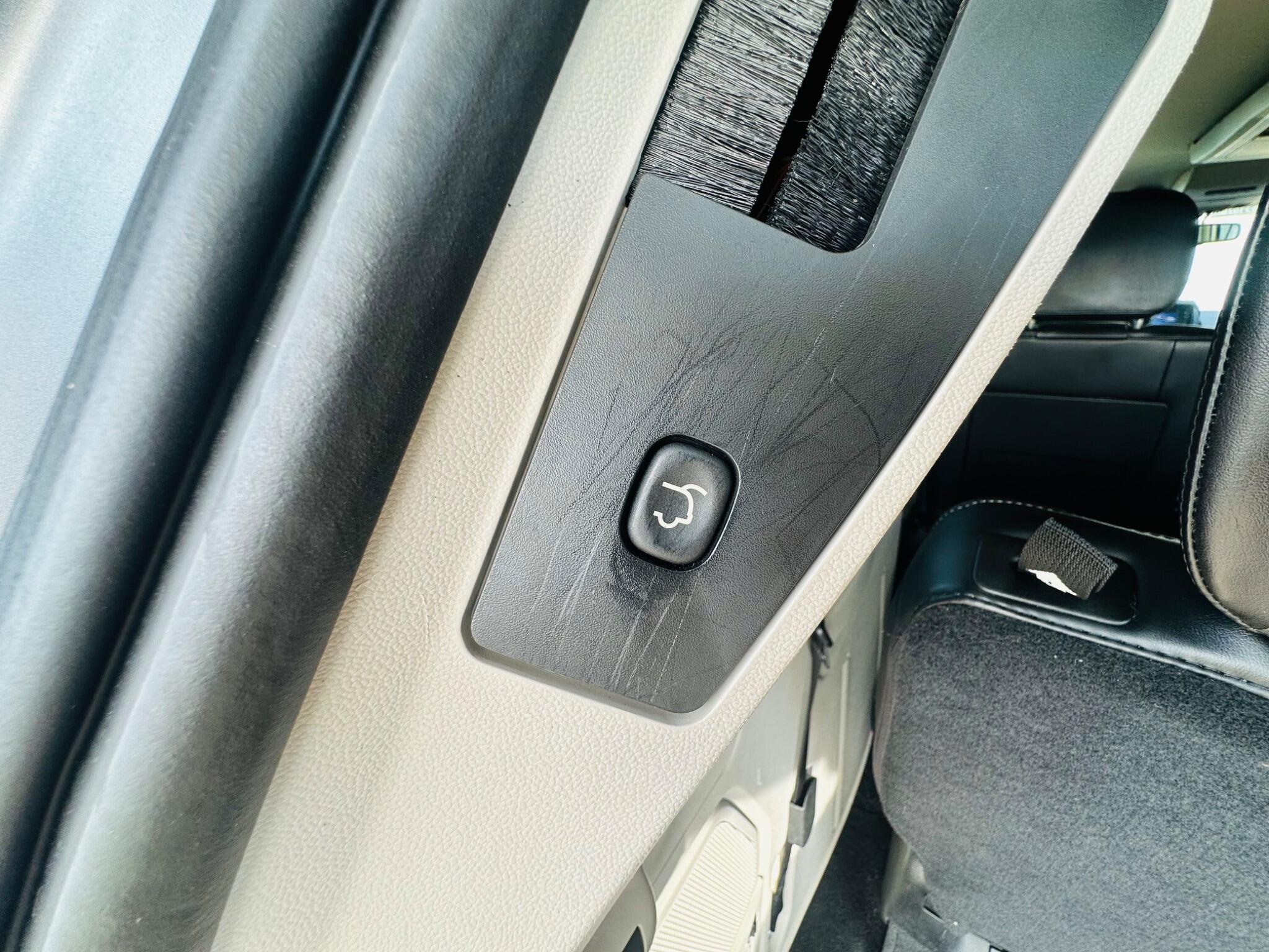Chrysler Grand Voyager view 58