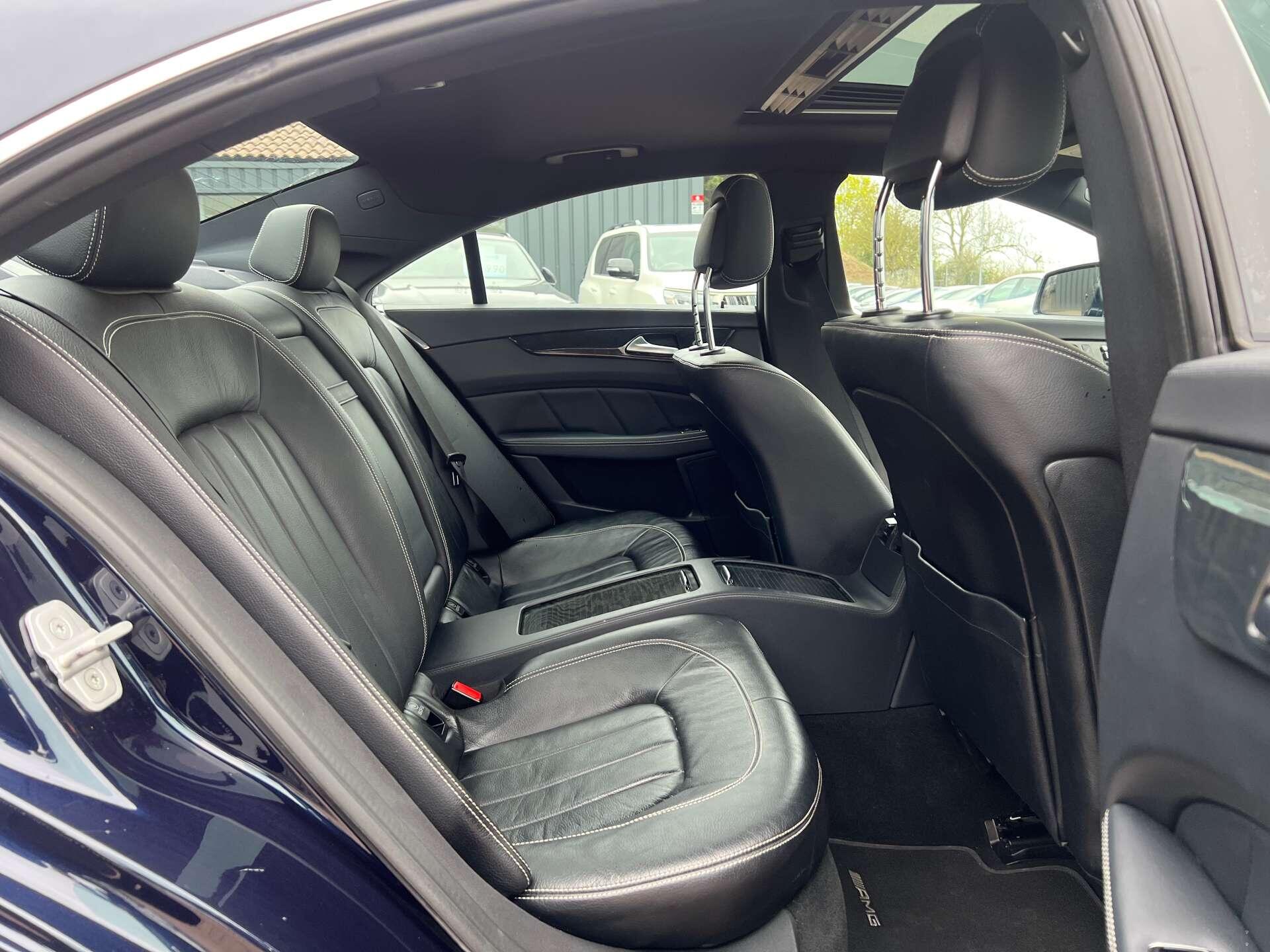 Mercedes-Benz CLS view 30