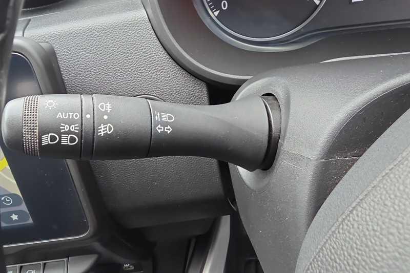 Dacia Duster view 32