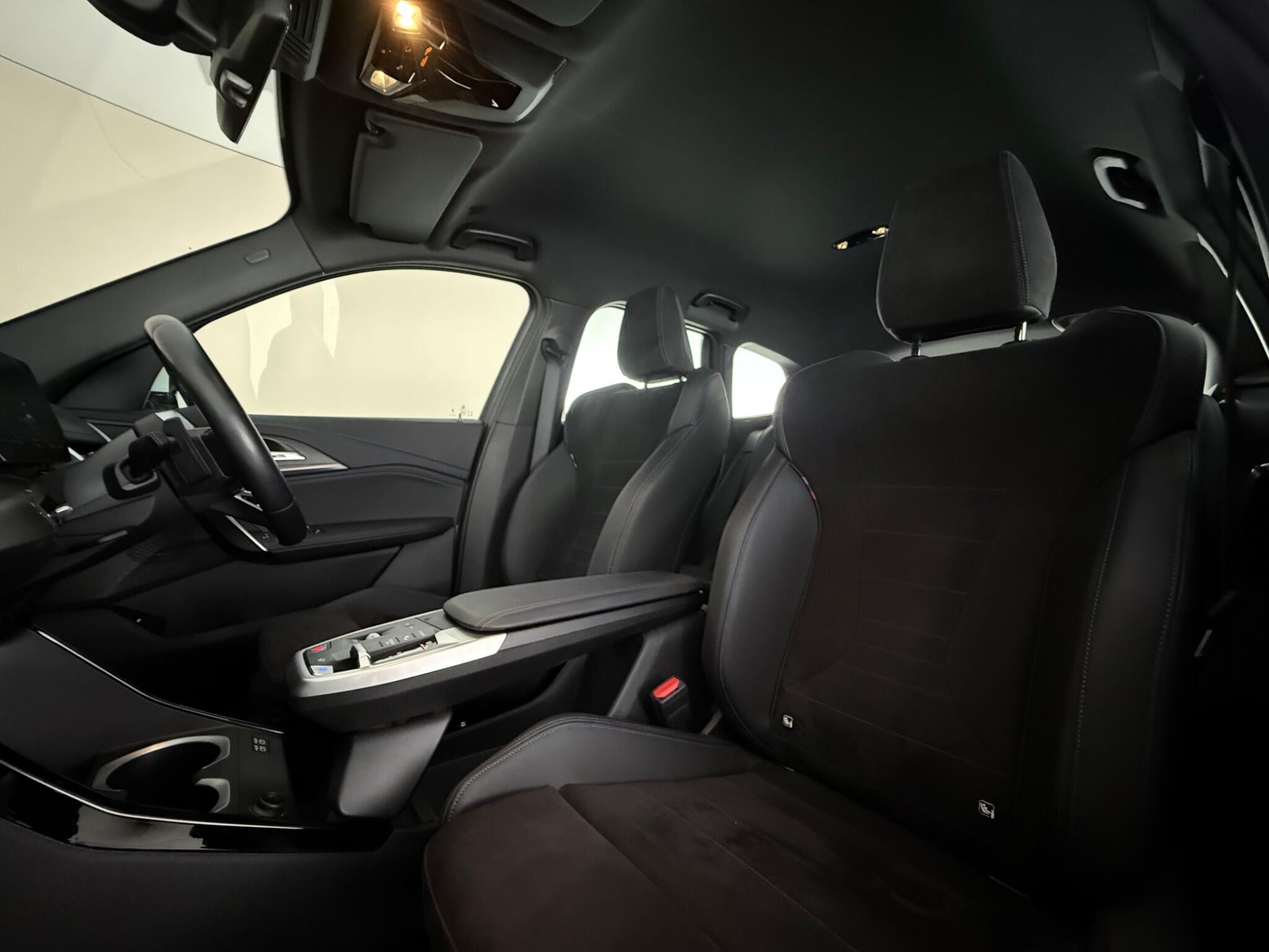BMW Ix1 view 34