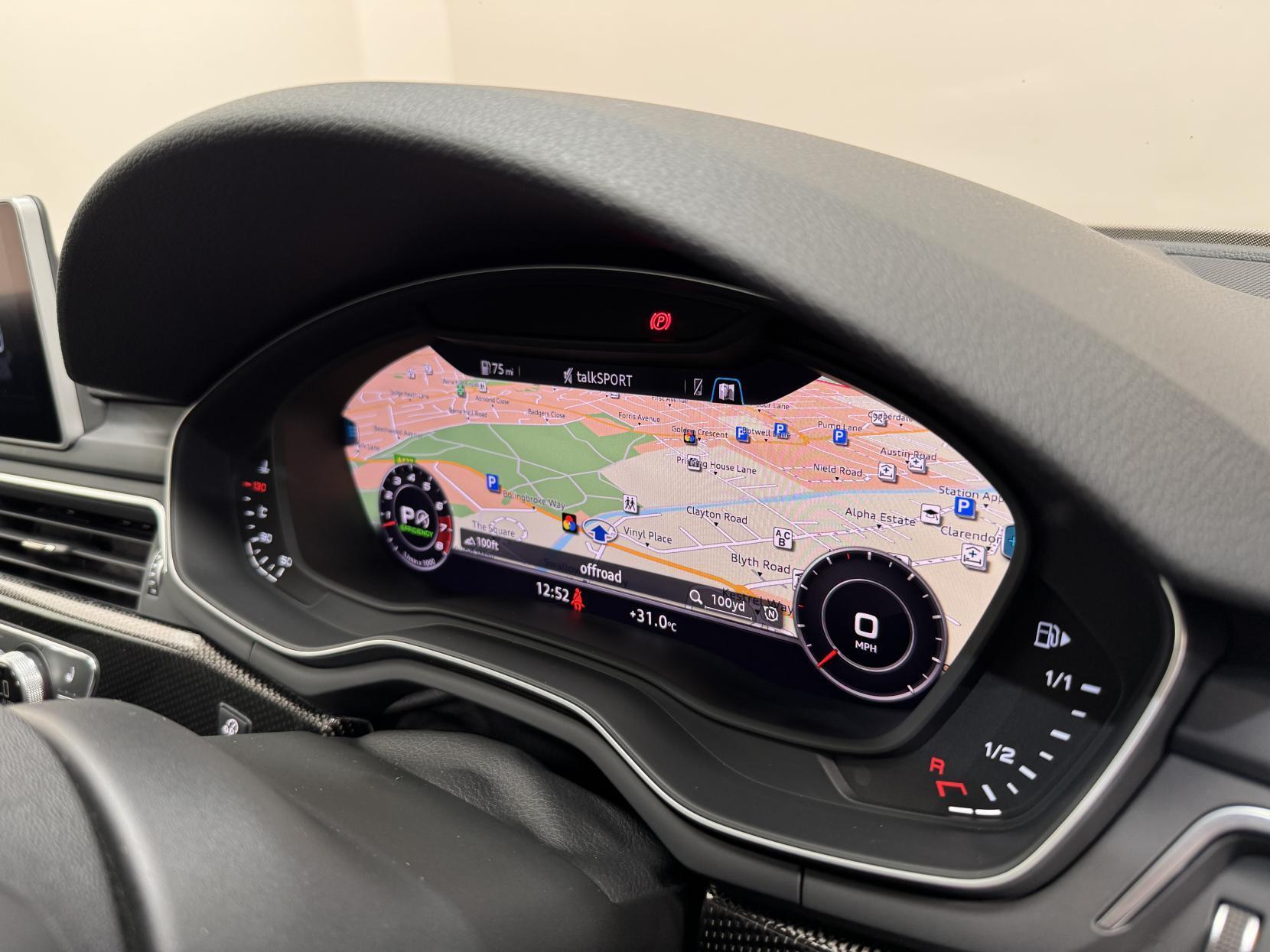 Audi S5 view 4