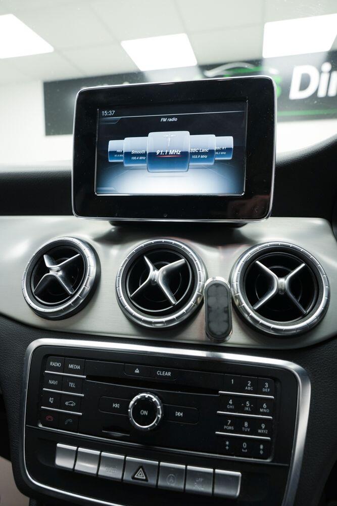 Mercedes-Benz Cla view 17