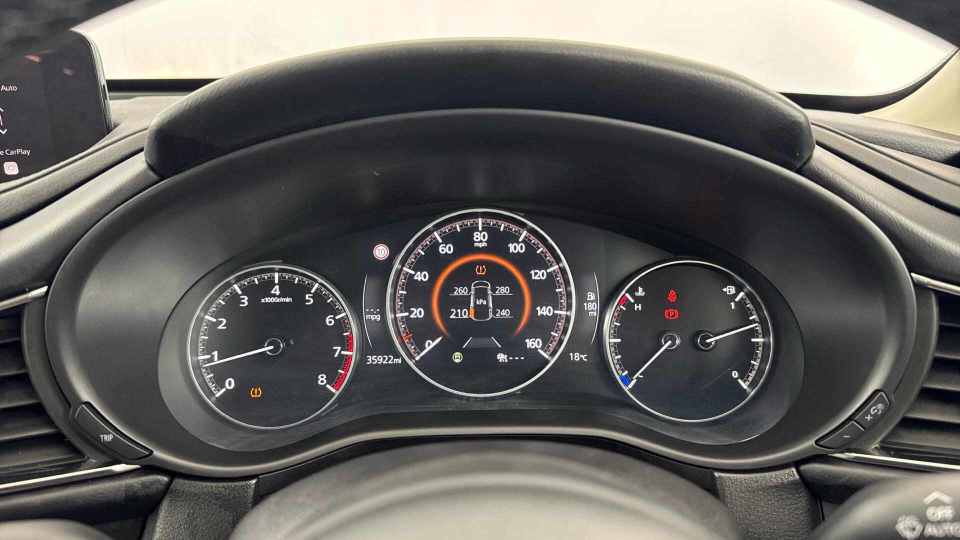 Mazda CX-30 view 12