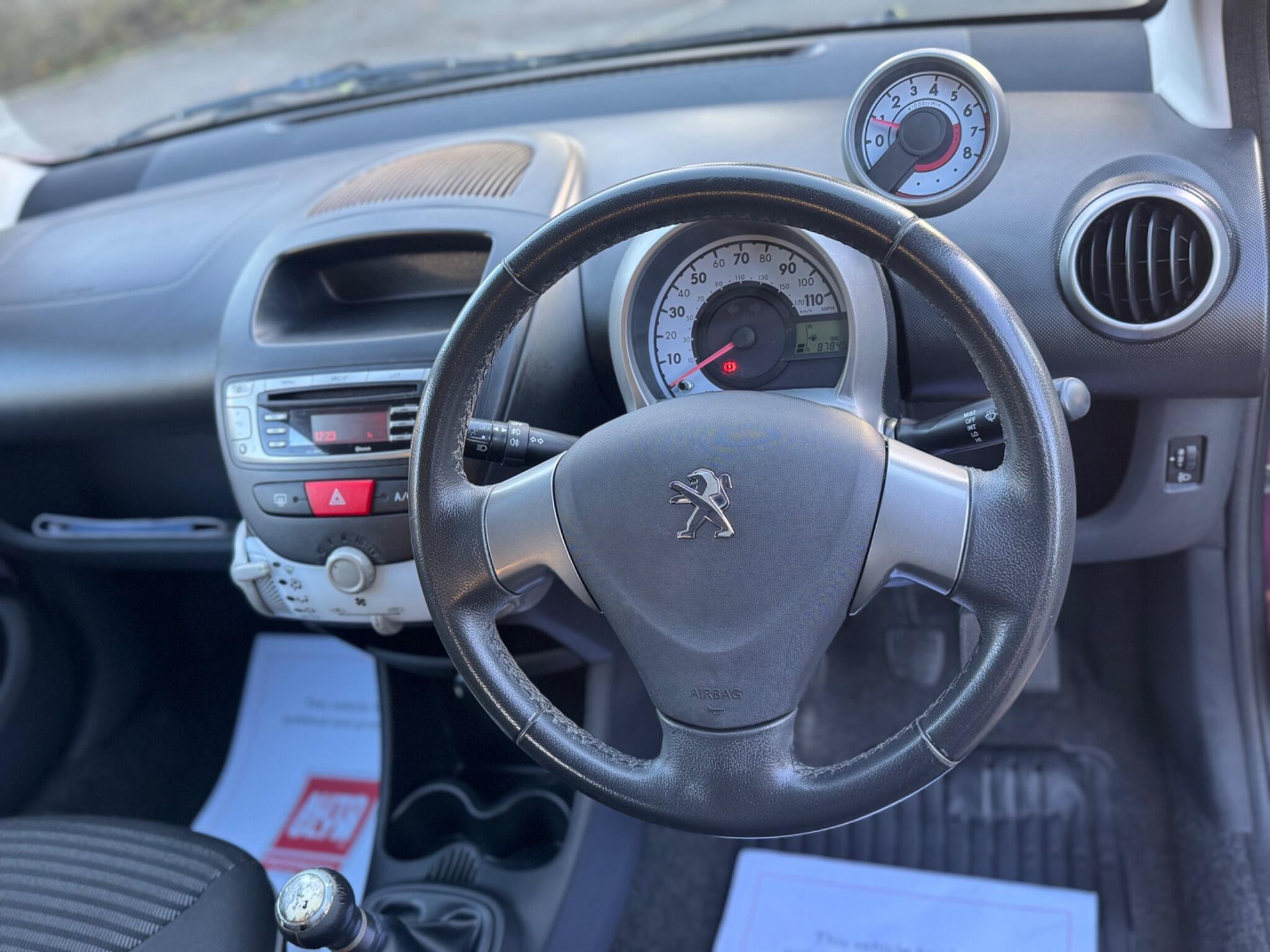 2012 Peugeot 107 1.0 12V Allure Euro 5 5dr • 87,000 miles image 38
