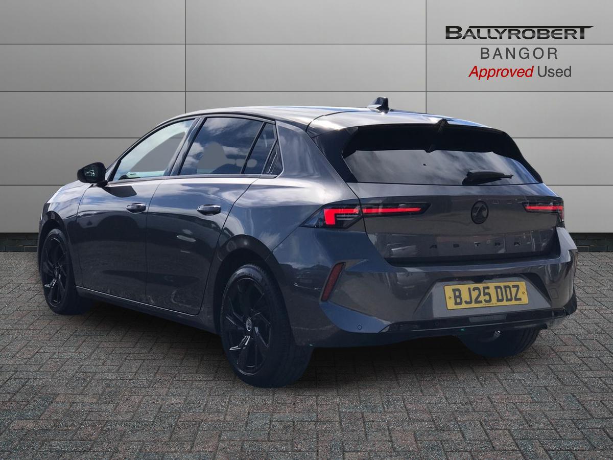 Vauxhall Astra view 2