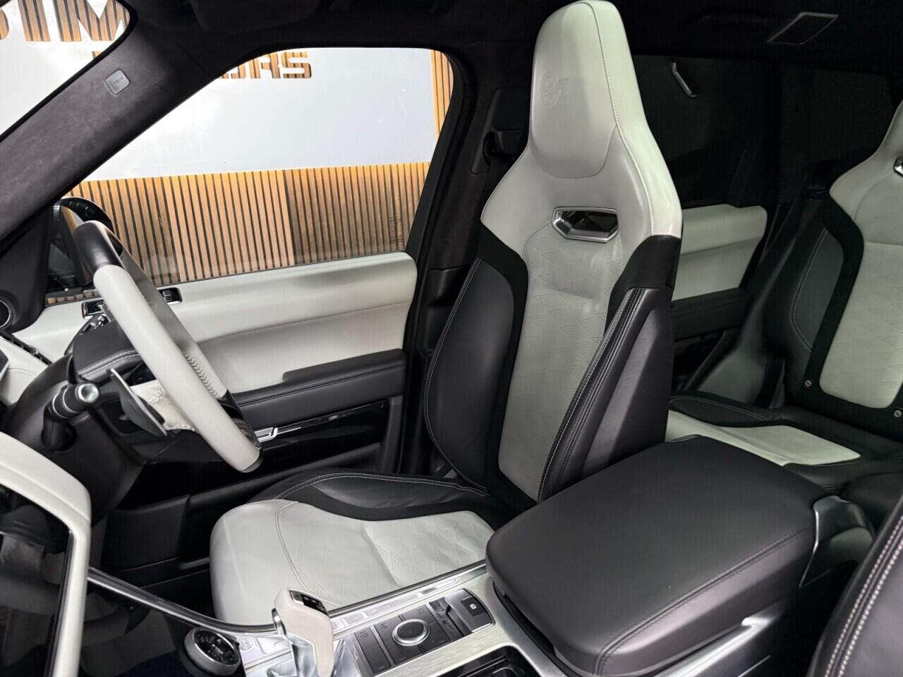 Land Rover Range Rover Sport view 33