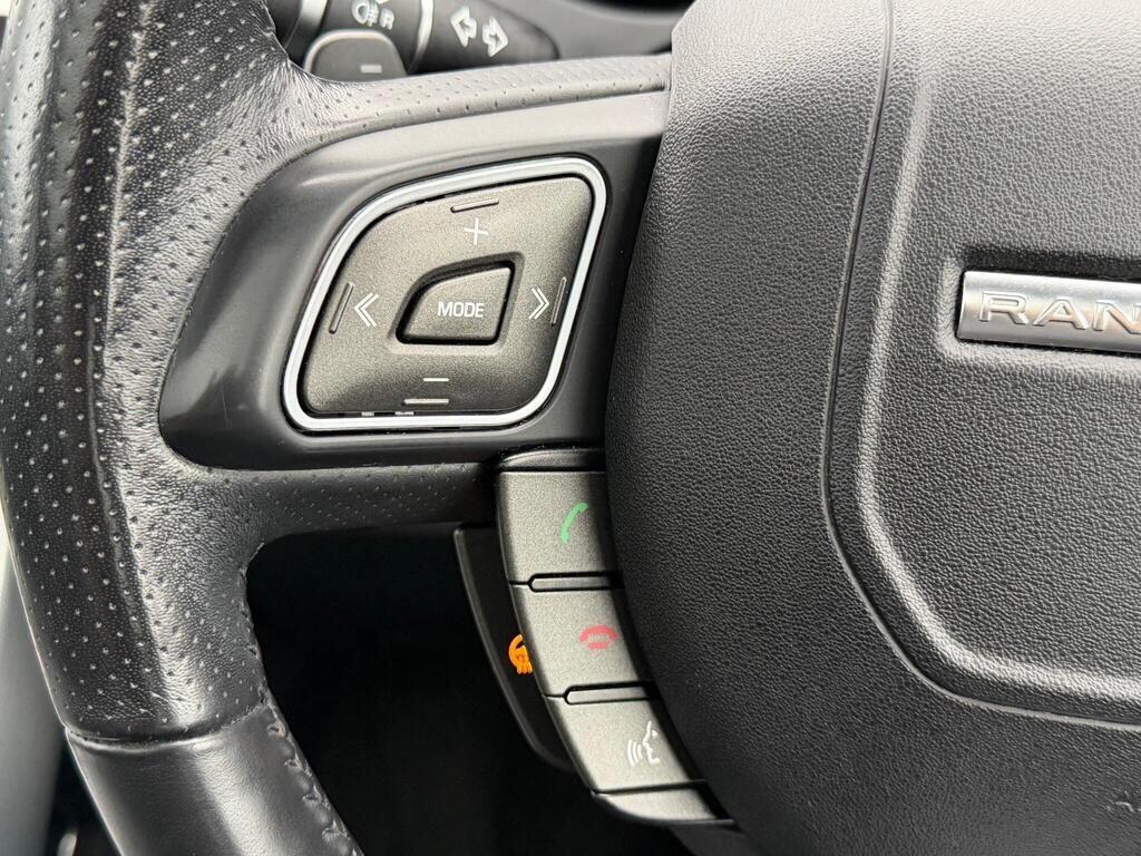 Land Rover Range Rover Evoque view 28