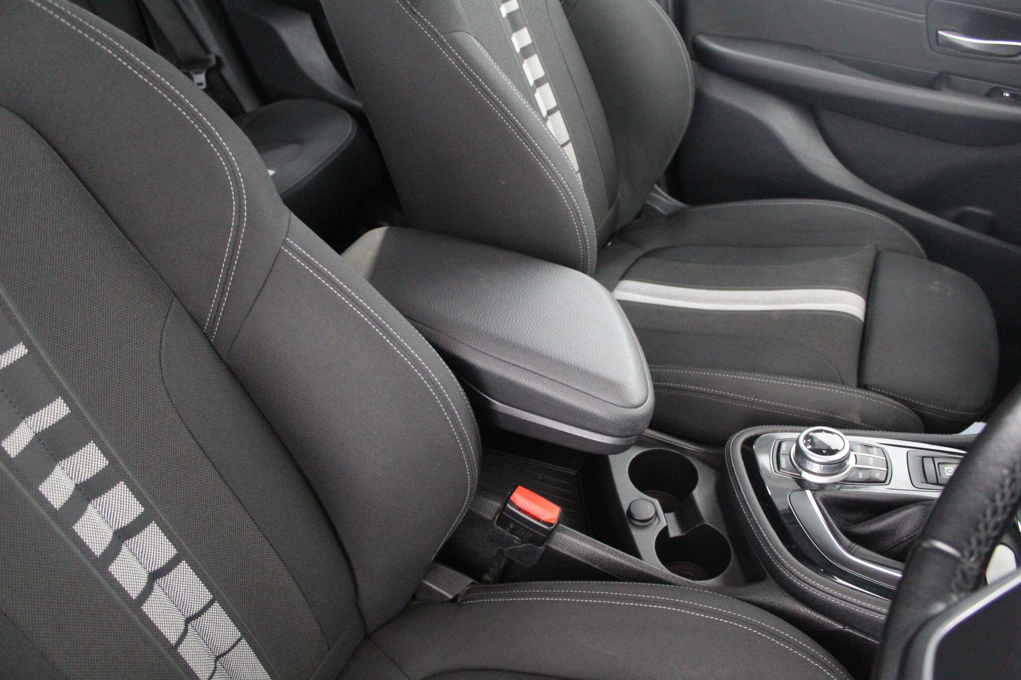 BMW 2 Series view 42