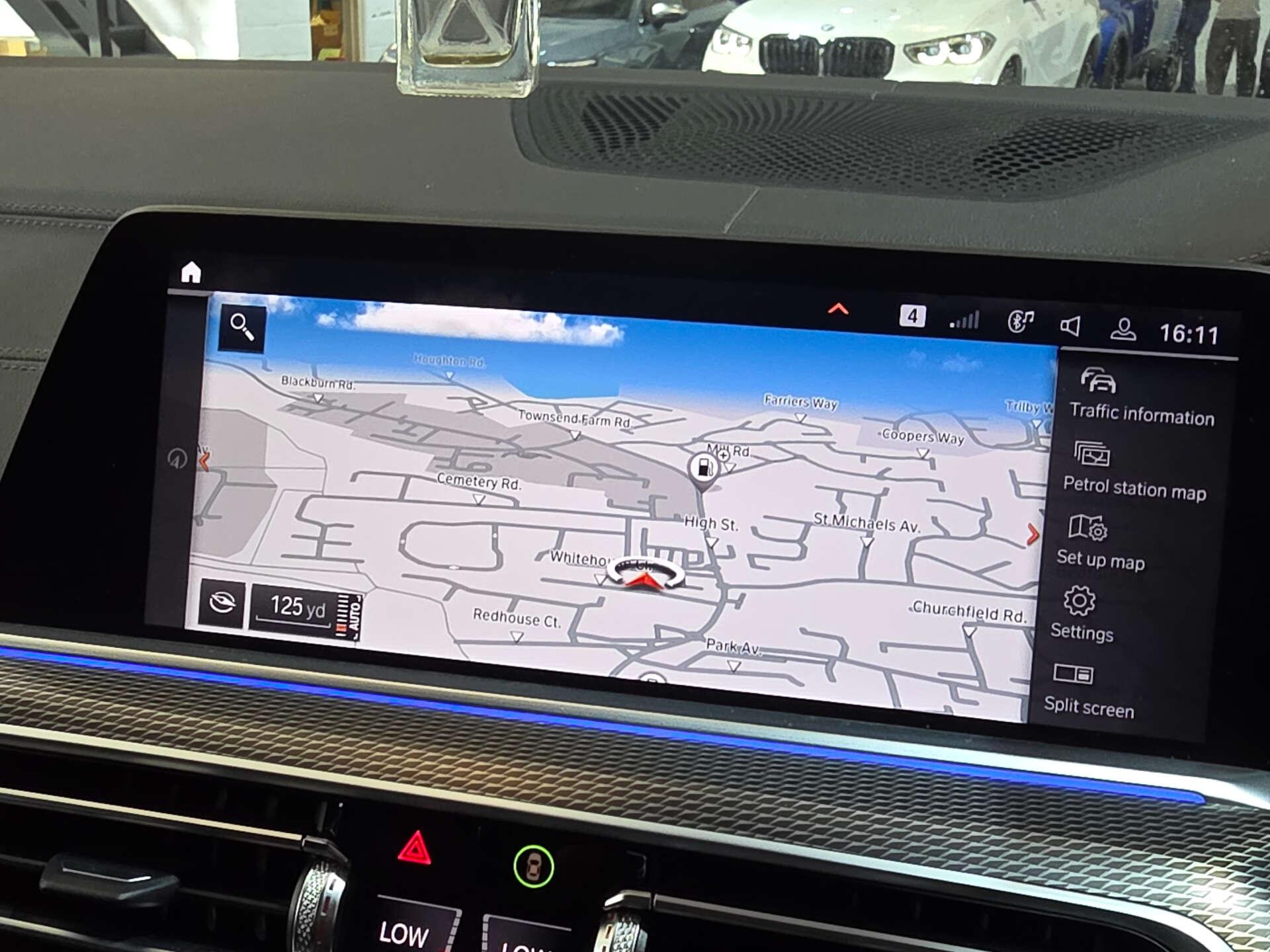 BMW X6 view 46
