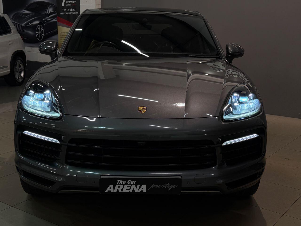 Porsche Cayenne view 12