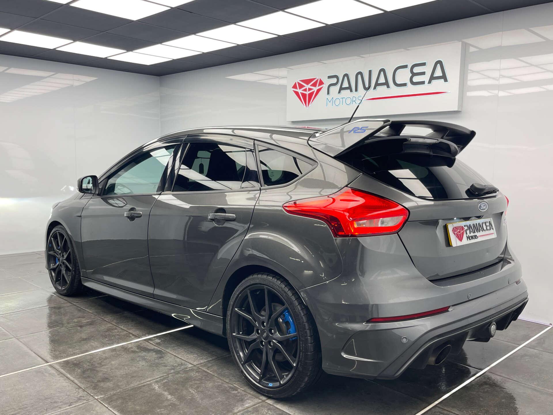 Ford Focus view 34