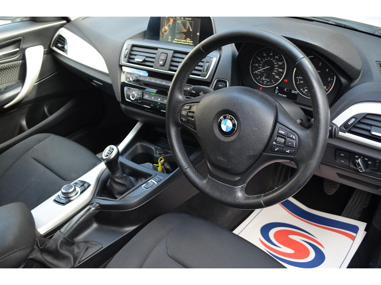BMW 1 Series view 2