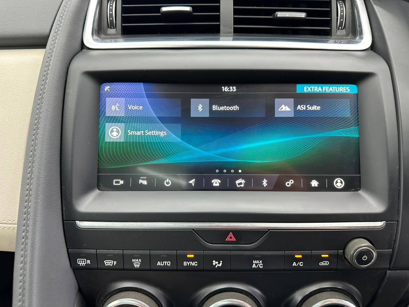 Jaguar E-Pace view 46