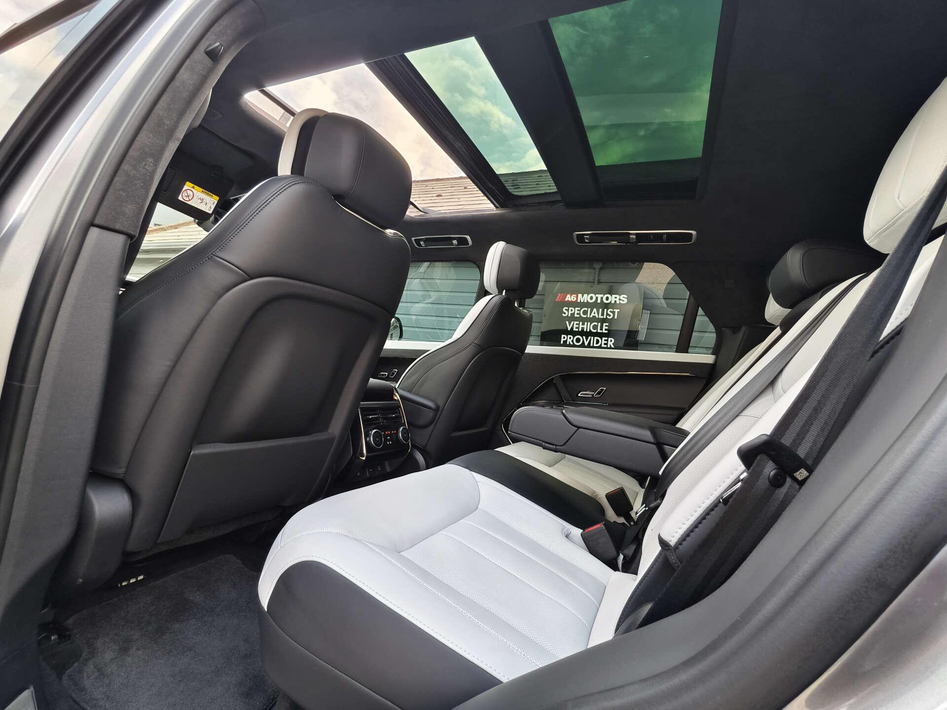 Land Rover Range Rover Sport view 18