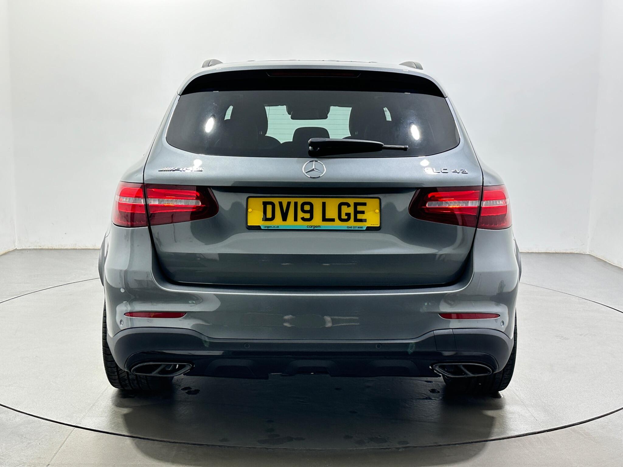 Mercedes-Benz GLC view 7