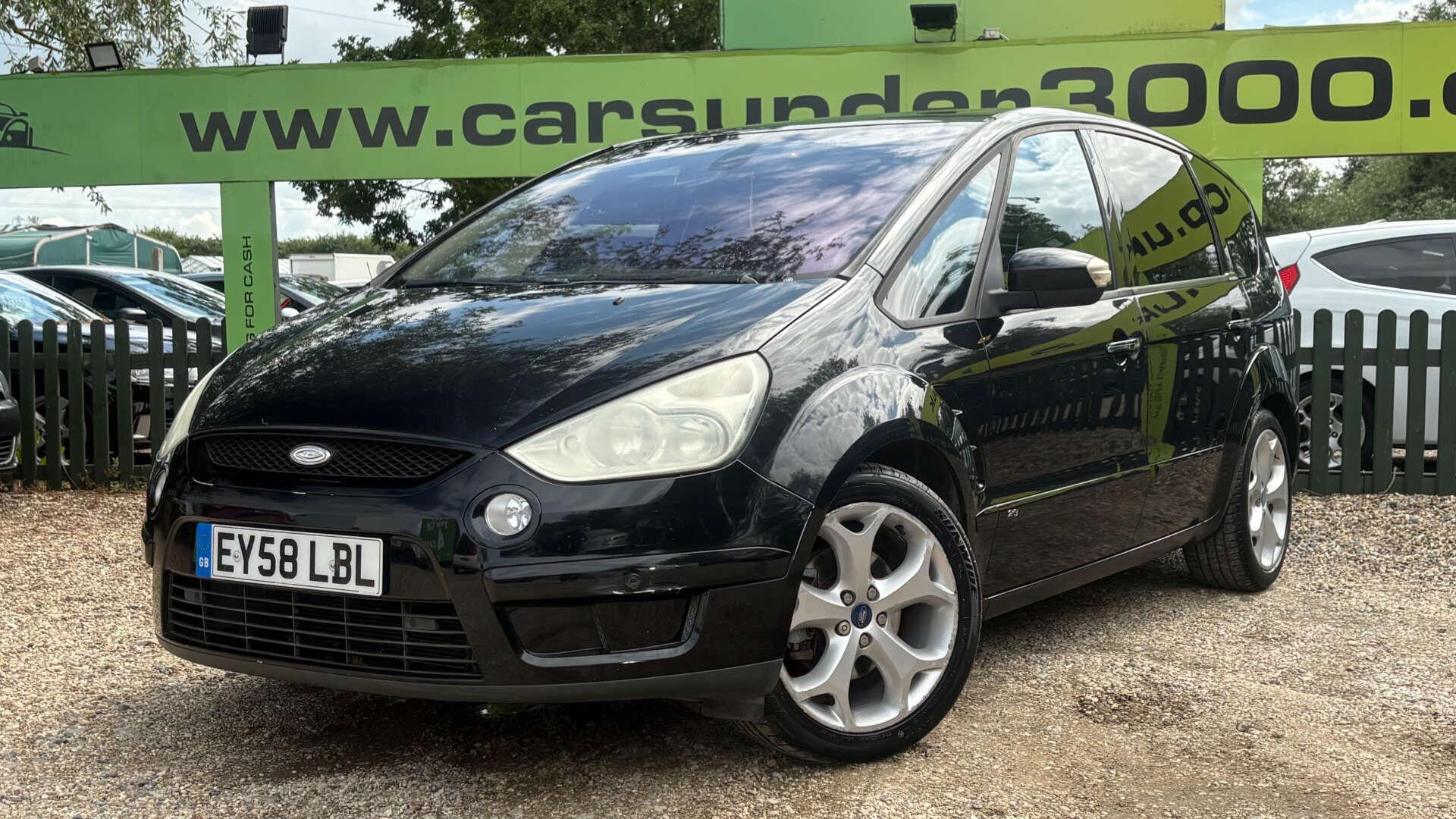 Ford S-Max view 3