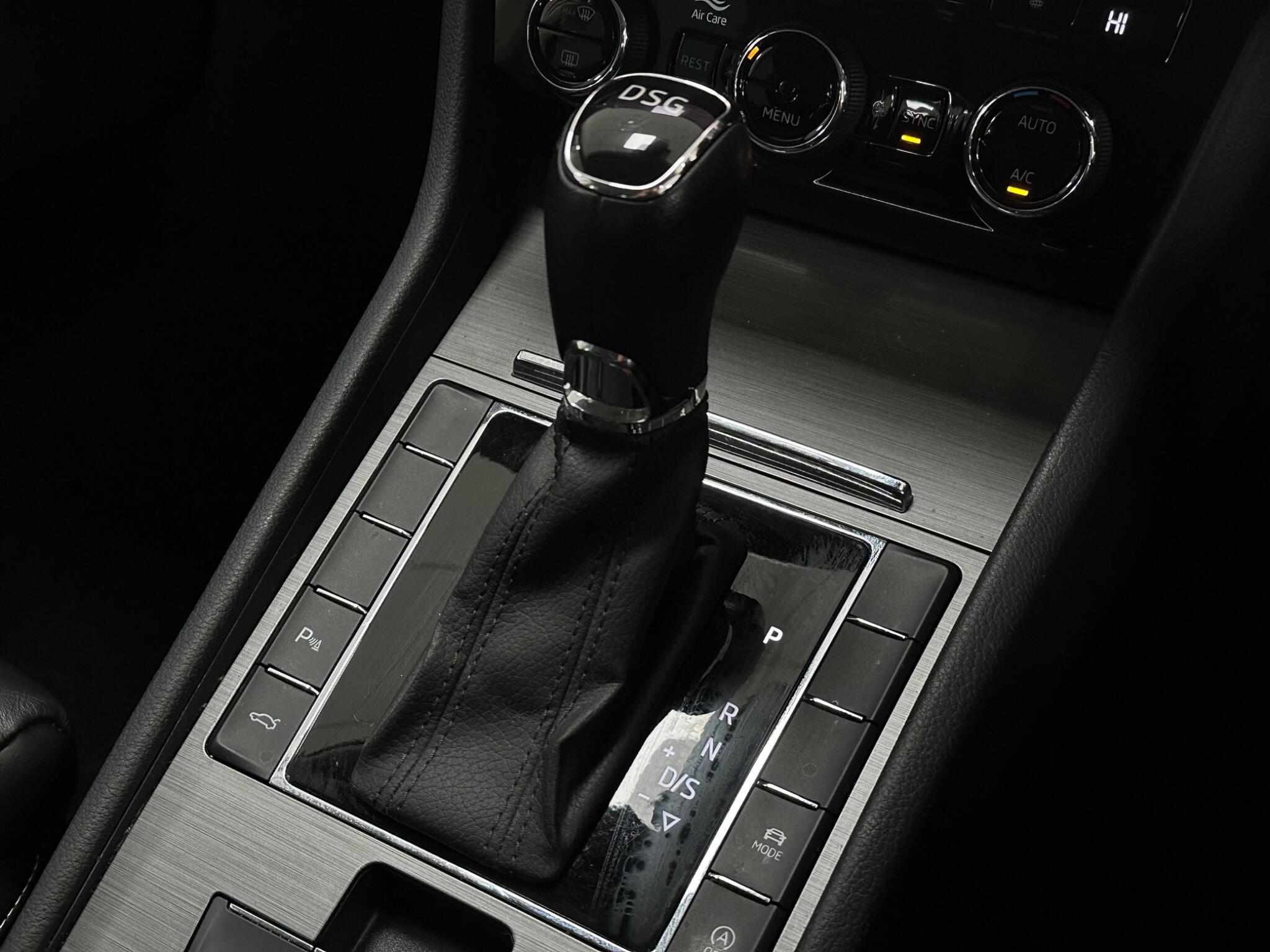 Skoda Superb view 25