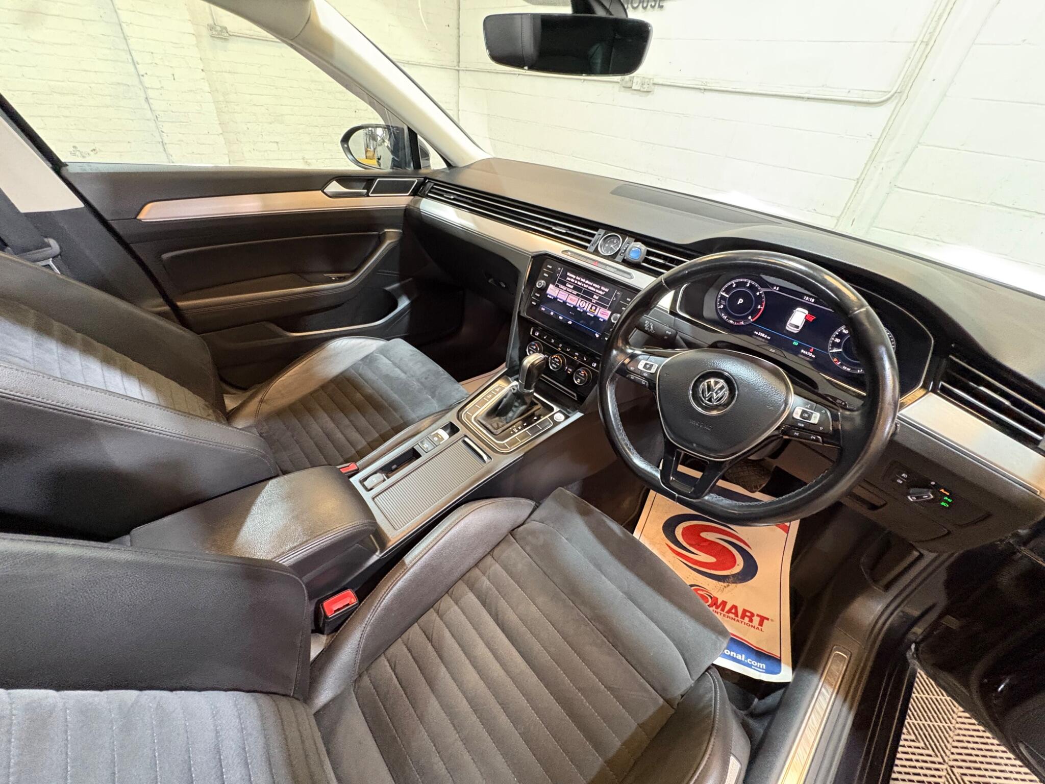 Volkswagen Passat view 55
