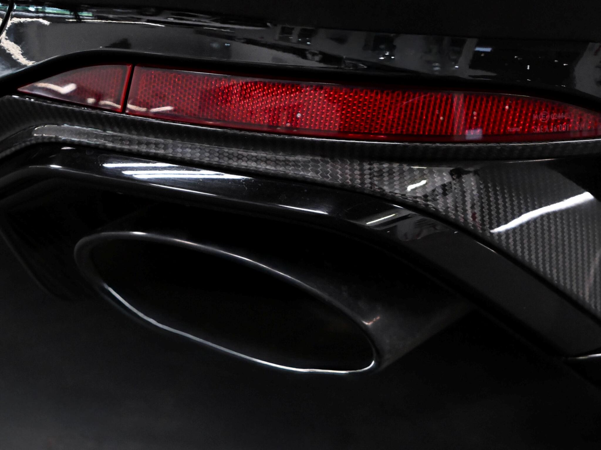 Audi RS4 Avant view 24