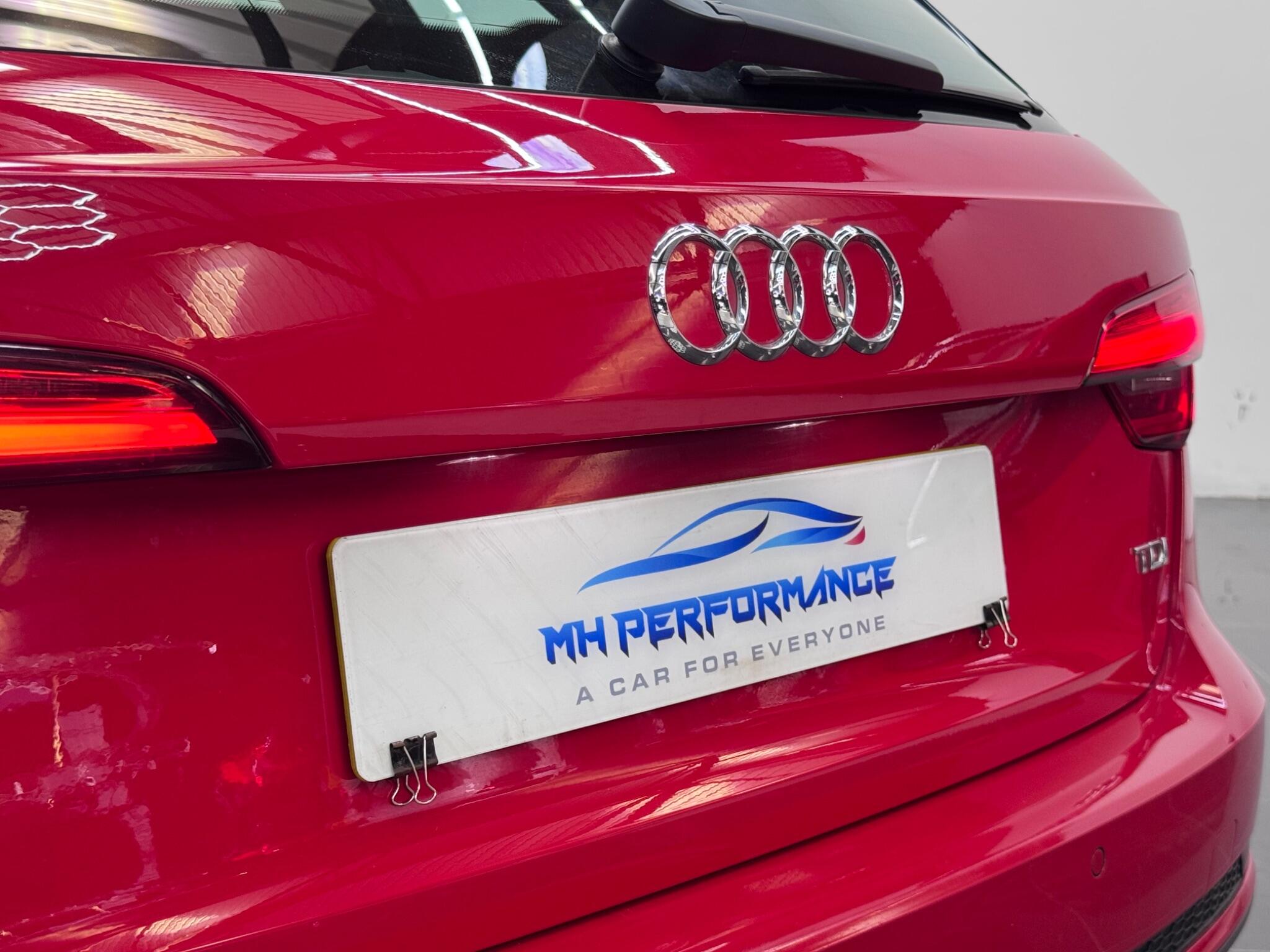 Audi A4 view 32