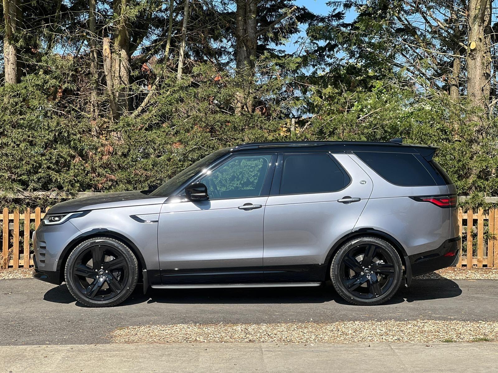 Land Rover Discovery view 5