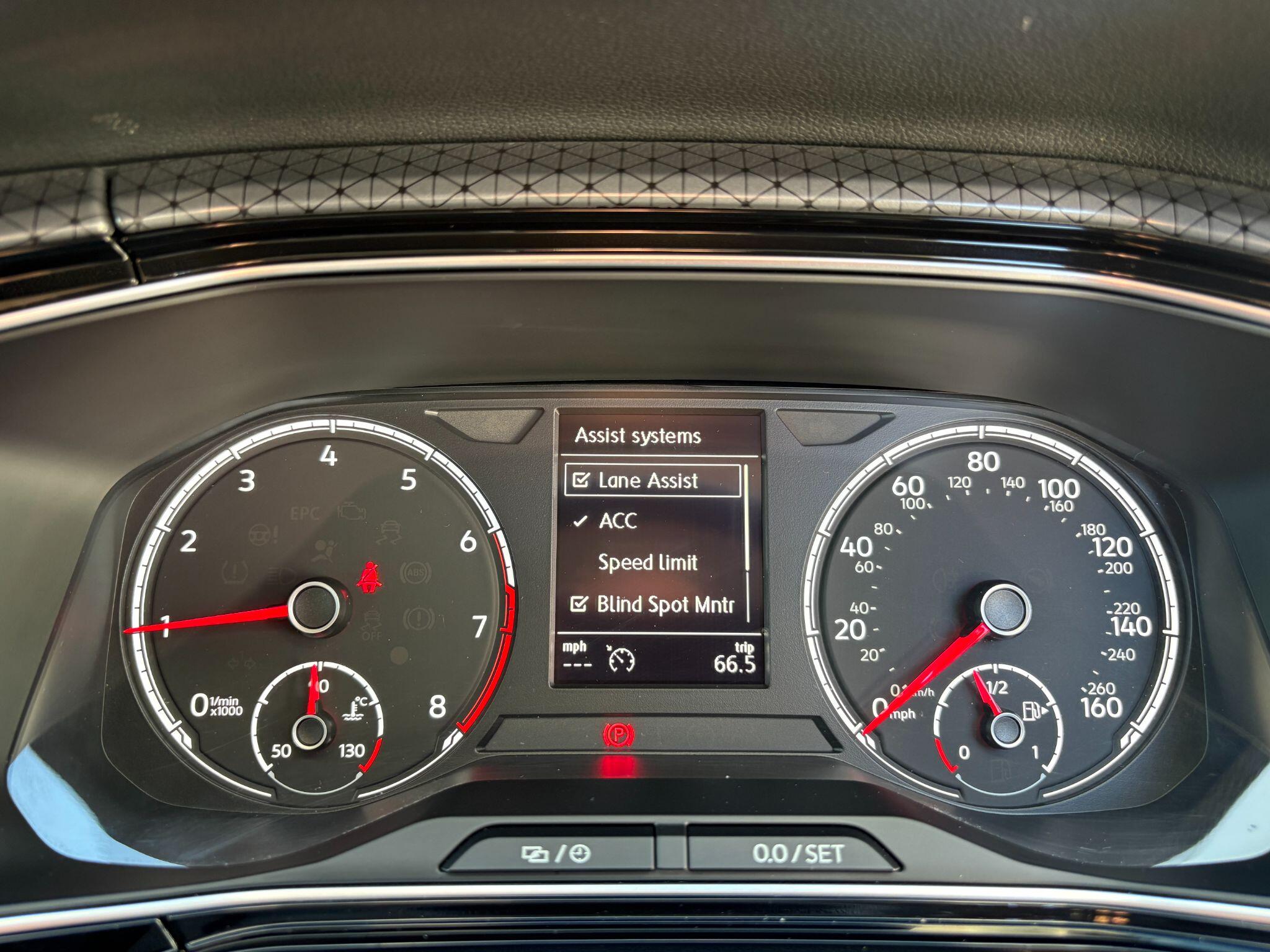 Volkswagen T-Cross view 42