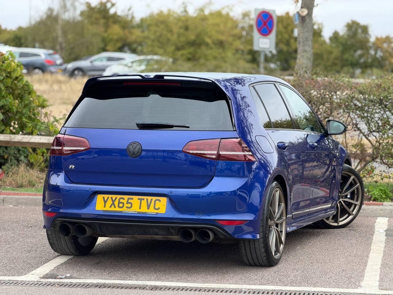 Volkswagen Golf view 57