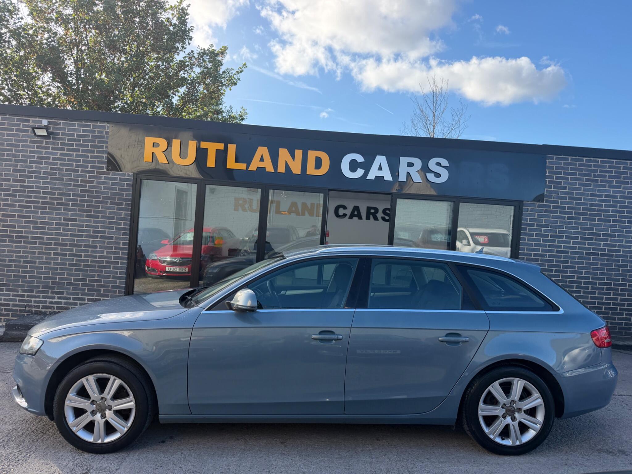 Audi A4 view 7